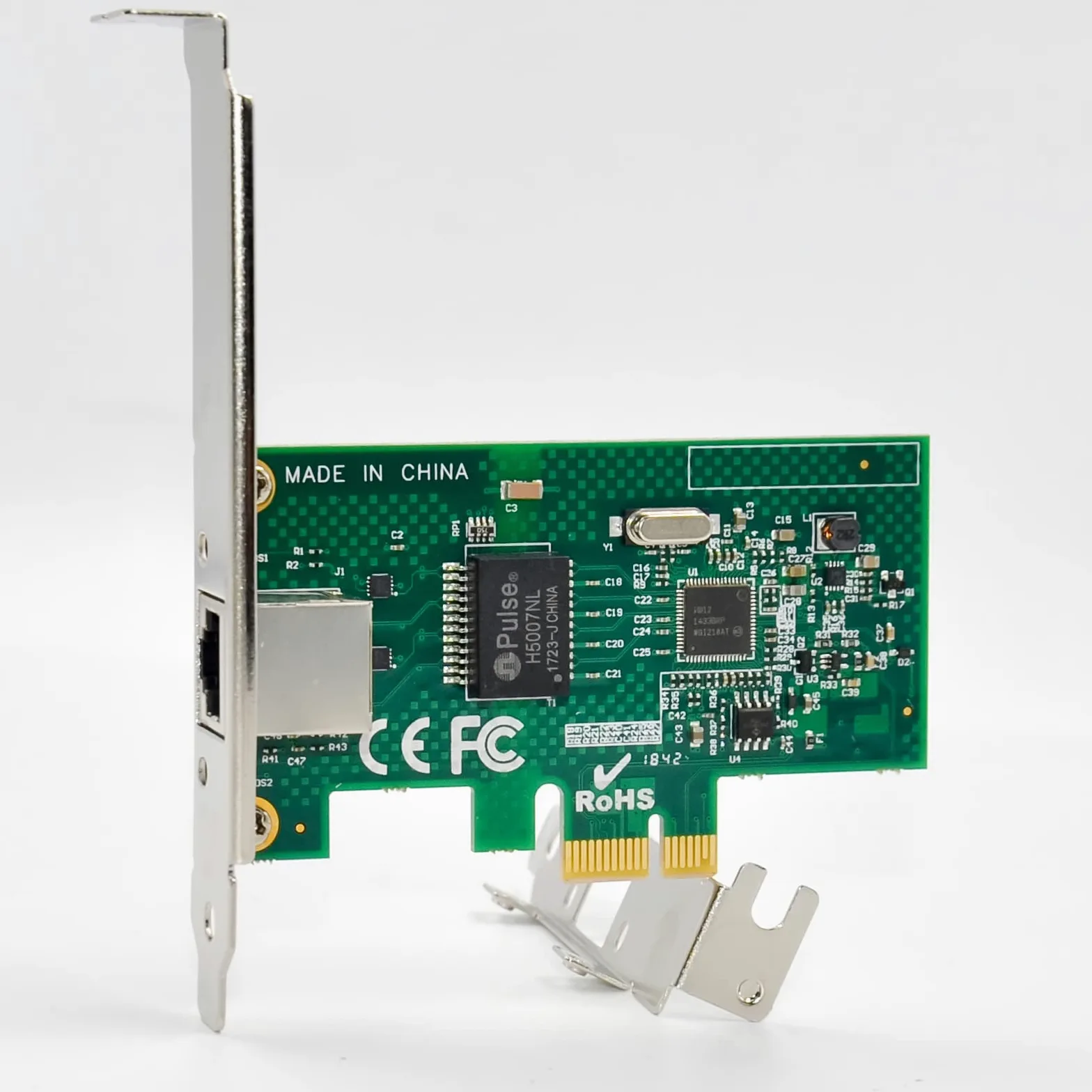 Carte réseau PCIe Gigabit 1000 m PCI Express Ethernet avec Intel I210AT LAN NIC pour prise en charge PXE pour Windows/Windows Server/Linux (design de protection Lightning) (ST729)