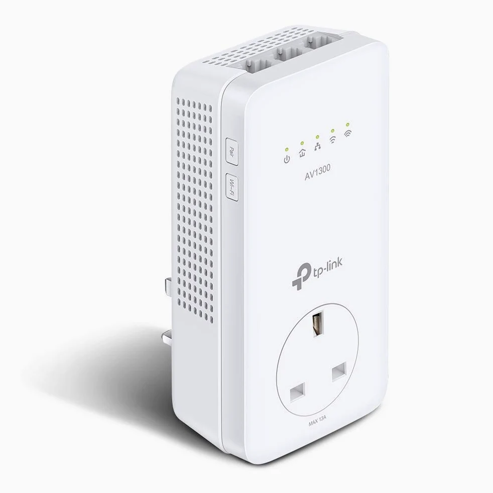 TP-Link Dual Band Gigabit AC1200 Powerline Adapter, Wi-FI Extender/Booster,Speed Up to 1300 Mbps, Extra Power Socket, Works with OneMesh, No Configuration Required, UK Plug (TL-WPA8631P),White