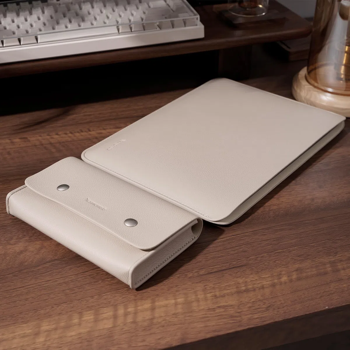 Housse rembourrée en cuir synthétique pour ordinateur portable