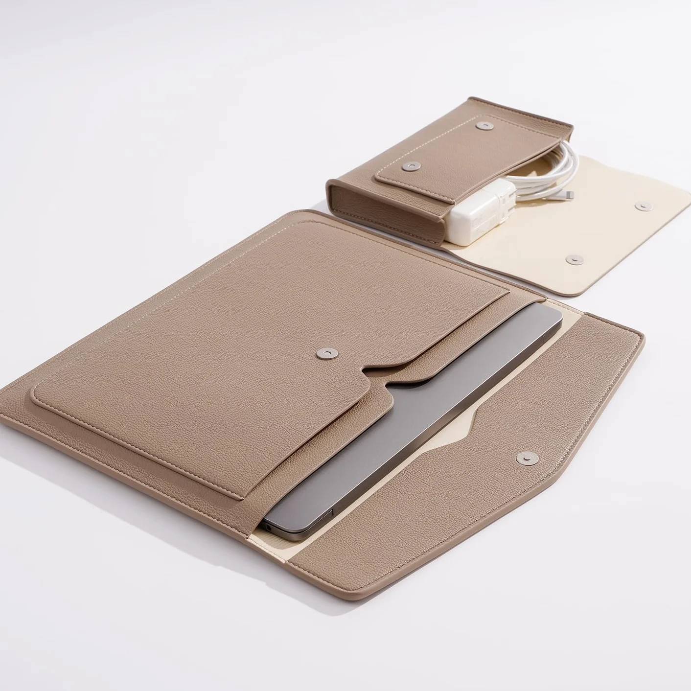 Housse rembourrée en cuir synthétique pour ordinateur portable