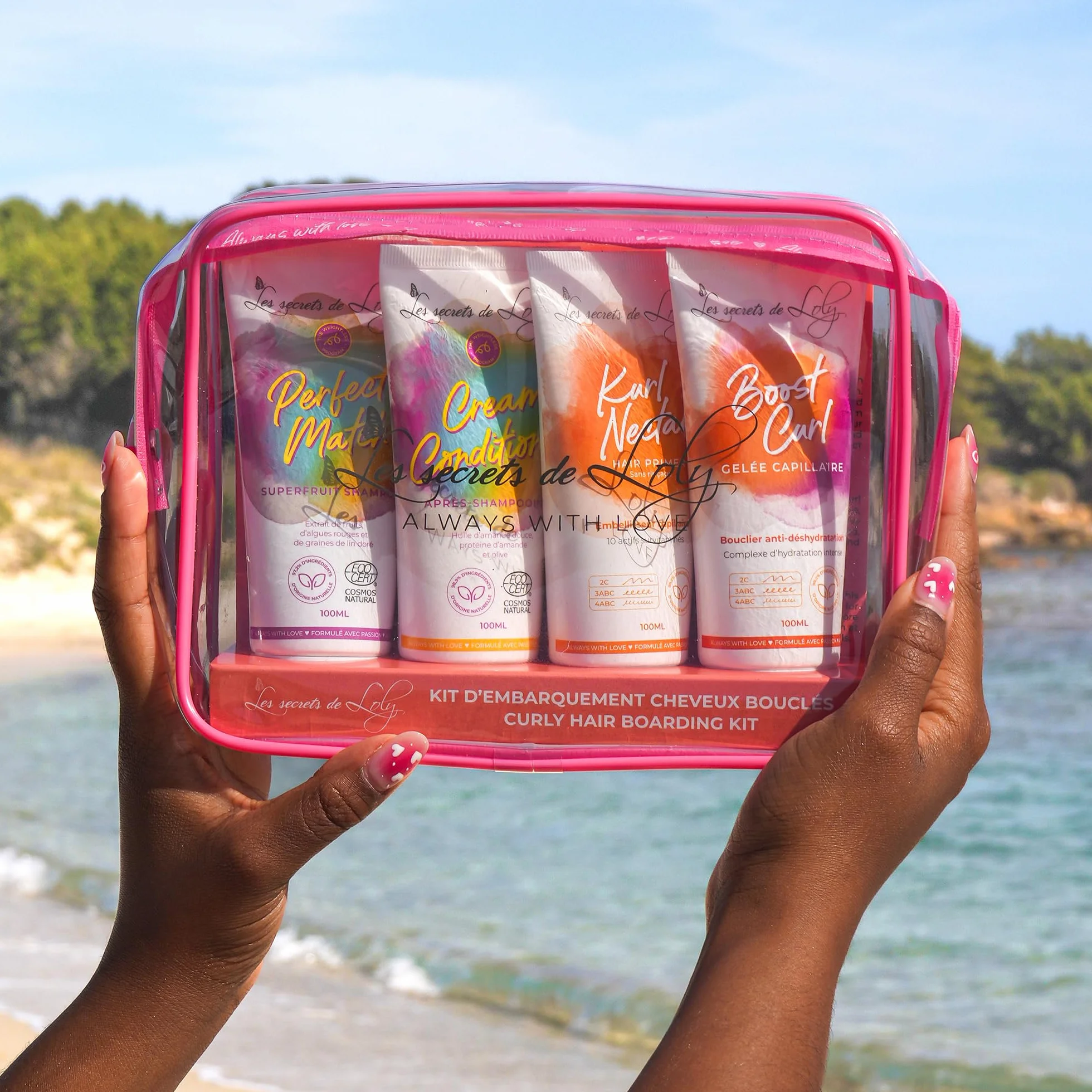 Les Secrets de Loly Trousse de Voyage Cheveux Bouclés 4 Soins 100ml Shampooing Après-Shampooing Leave-in Gelée