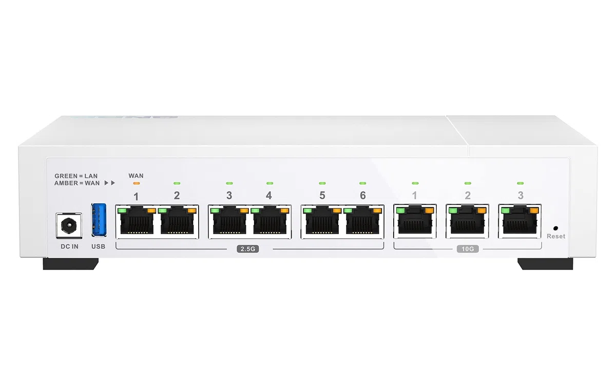 Qnap QhorA-322 - Router - Rete 2,5gbe, 10gbe