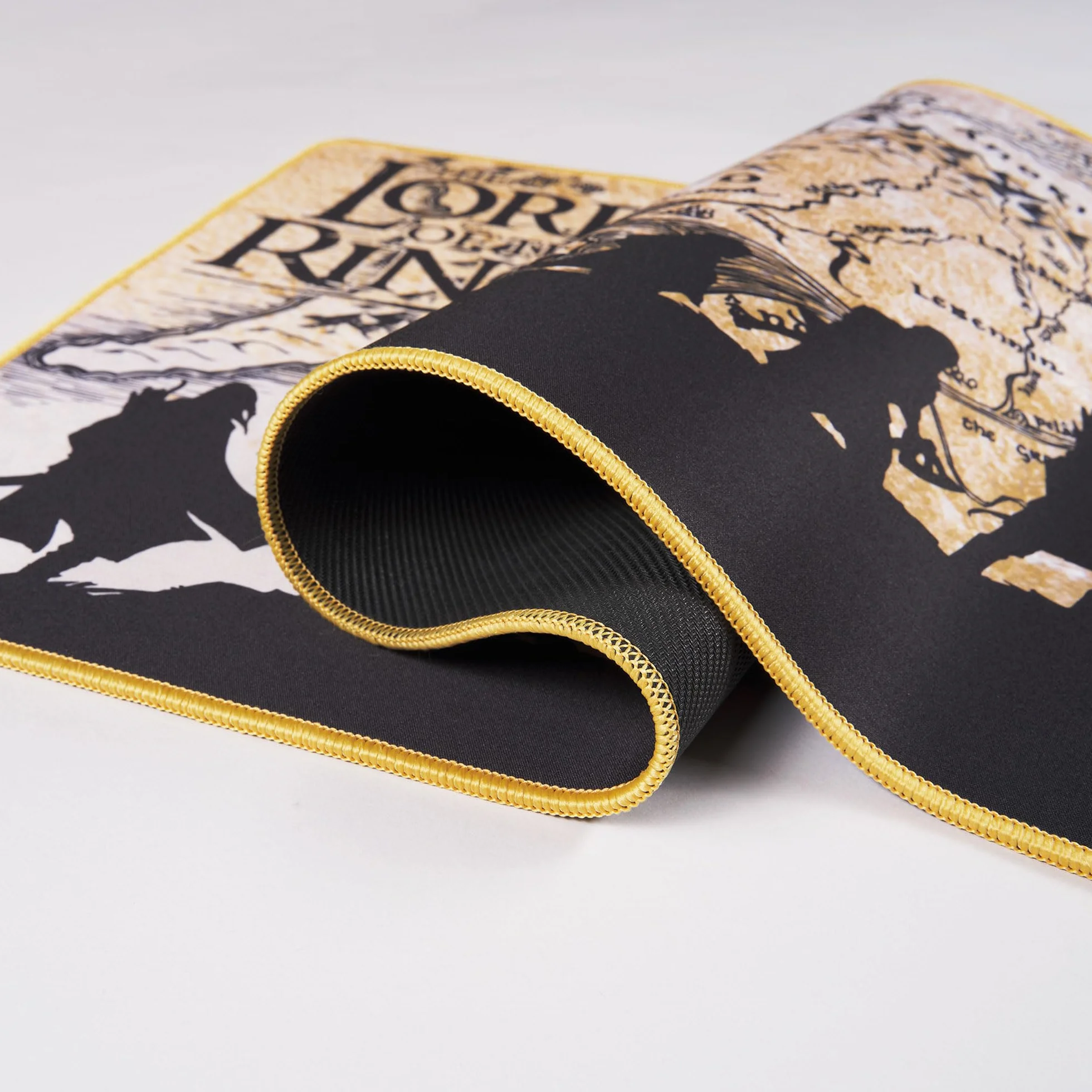 Subsonic Tapis de Souris XXL LOTR 90x40 cm, sous Main Surface Lisse Optimisée pour Capteurs, Base Antidérapante, Bords Cousus