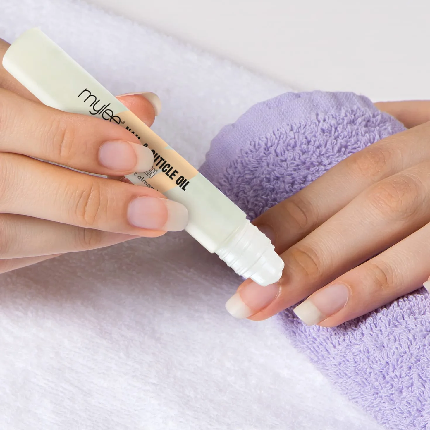 Mylee Stylo Huile pour Ongles et Cuticules 10ml Hydratation Profonde Nourrit Assouplit Non Grasse Sans Résidu Collant