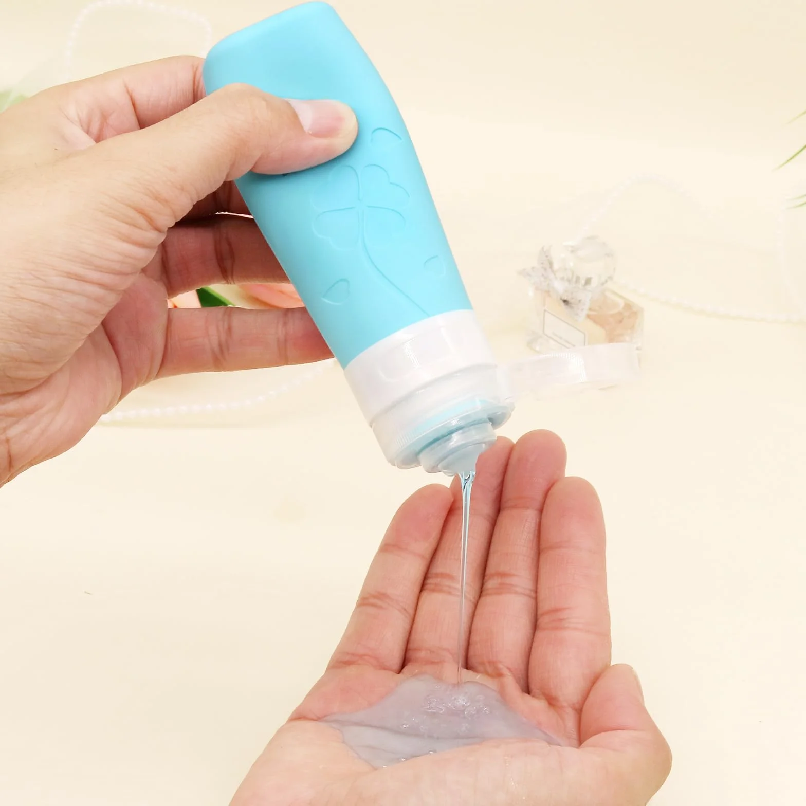 Flacons de Voyage Avion TSA Approuvé Lot de 12 Récipients en Silicone Étanches Rechargeables
