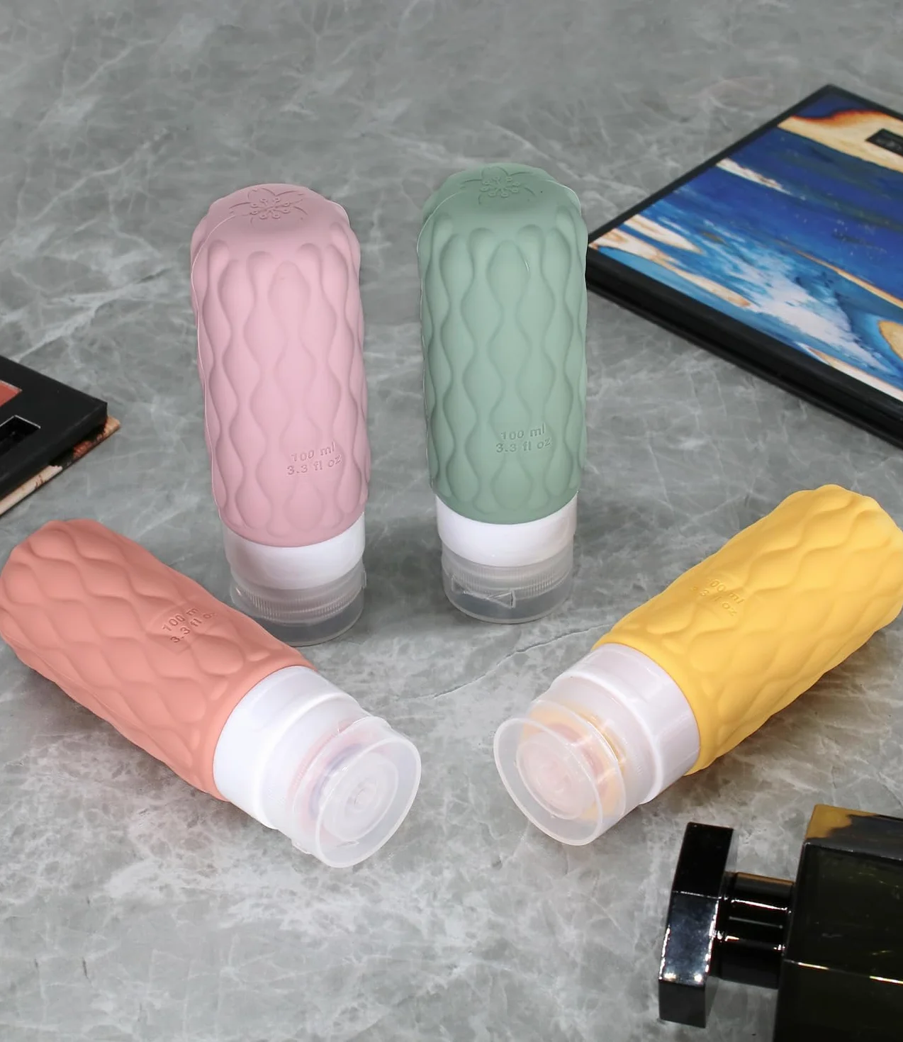 Lericttor 100 ml Flacons de Voyage en Silicone Lot de 4 avec Trousse de Toilette Rechargeable