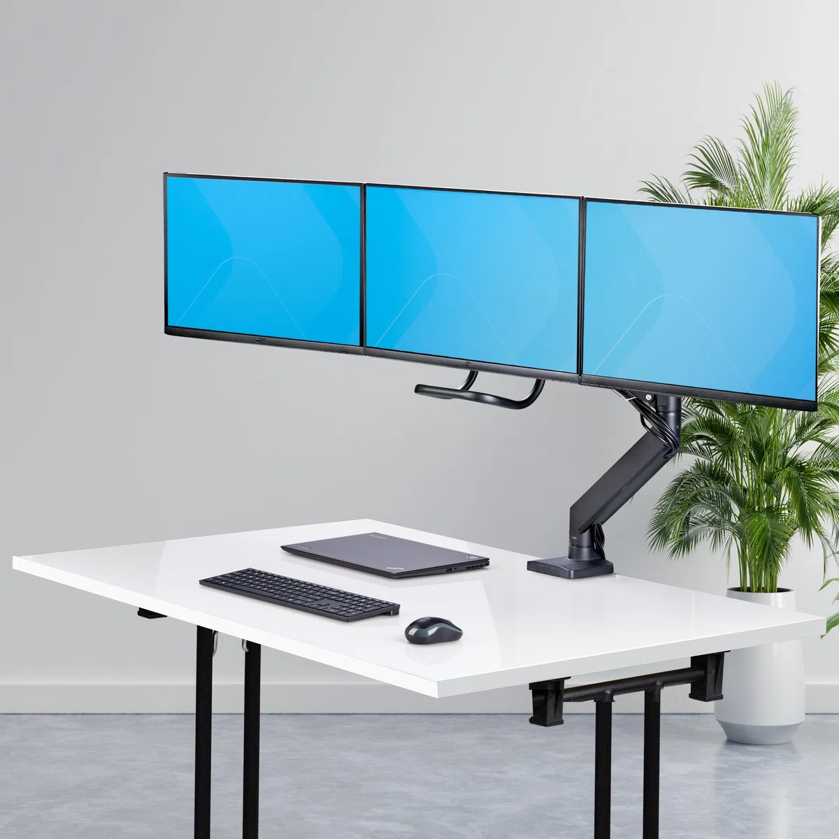 StarTech Support de Bureau pour 3 Écrans 27", VESA (3M1A3SG-MONITOR-ARM)