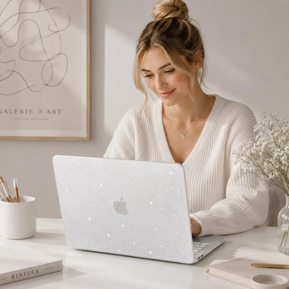 Coque rigide à paillettes pour MacBook Neo 13" version 2026, modèle A3404, avec protection de clavier, 2 housses de webcam et adaptateur USB, lot 5 en 1 pour femmes et filles, paillettes