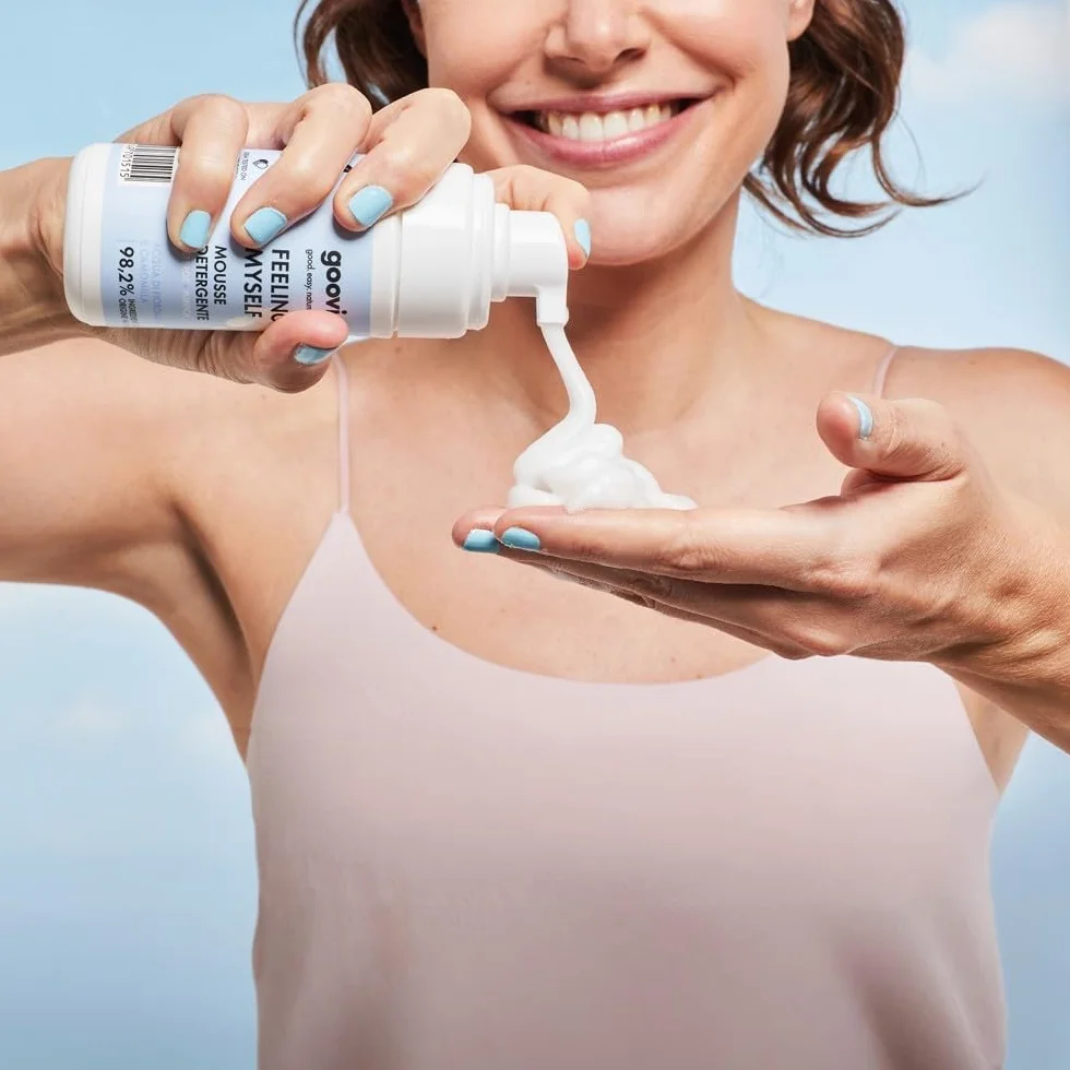 GOOVI Feeling Myself Cleansing Mousse nettoyante douce pour le visage 100 ml