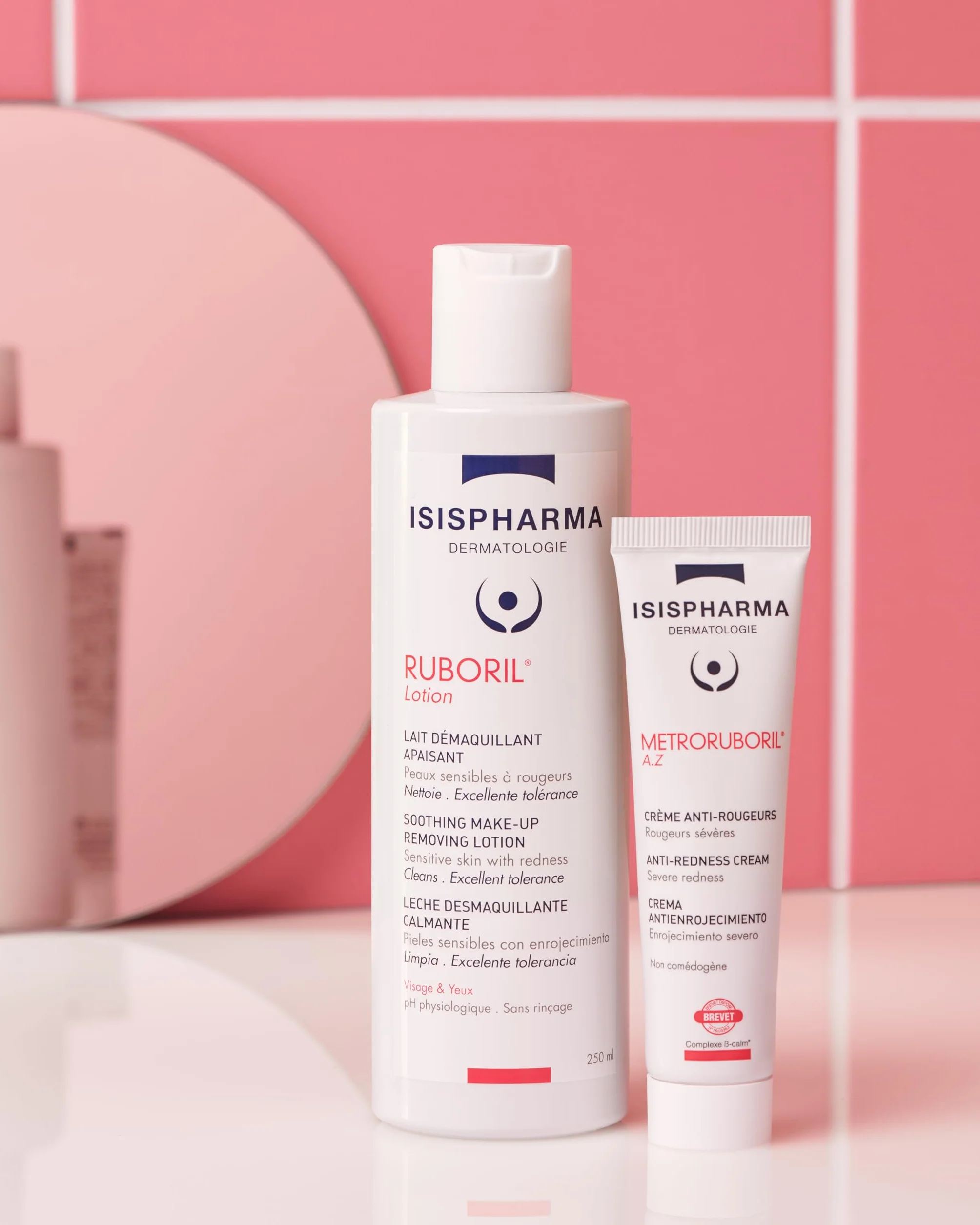 ISISPHARMA RUBORIL Lotion Lait Démaquillant Apaisant 250 ml Peaux Sensibles Sans Rinçage Non parfumé Visage Yeux