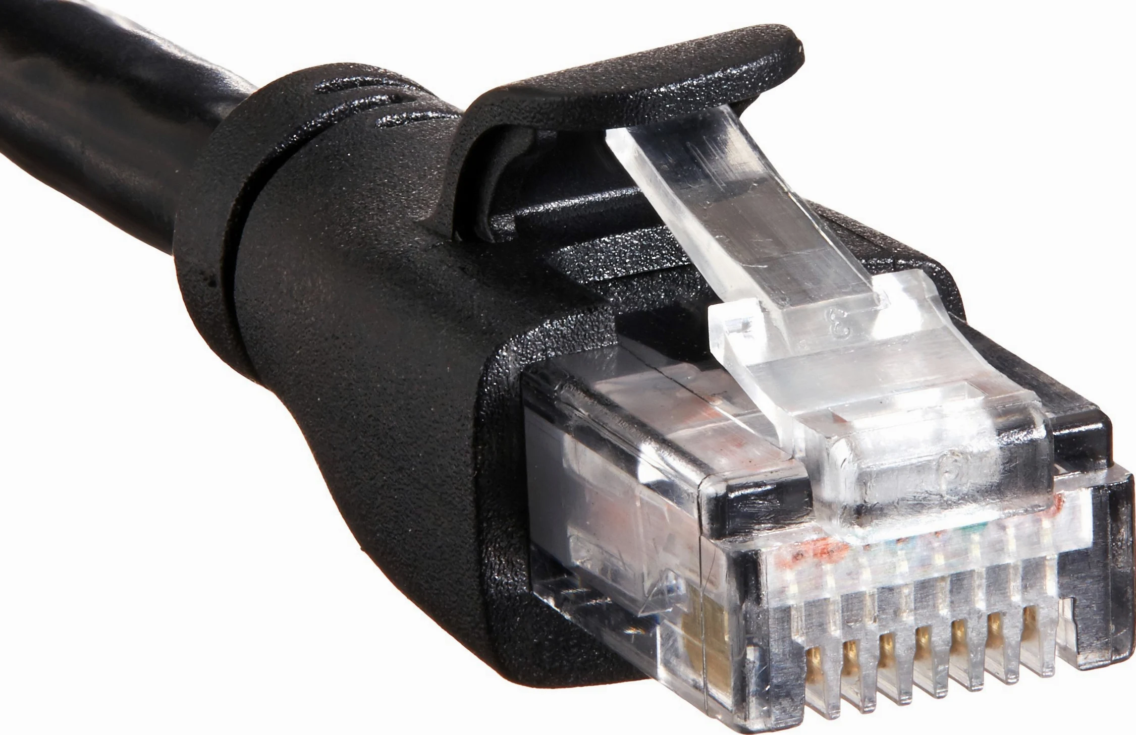 NETGEAR PLP2000-100FRS Pack de 2 Prises CPL 2000 Mbps avec Prise filtrée et 2 Ports Ethernet & Amazon Basics Câble réseau Ethernet RJ45 catégorie 6-1,5 m