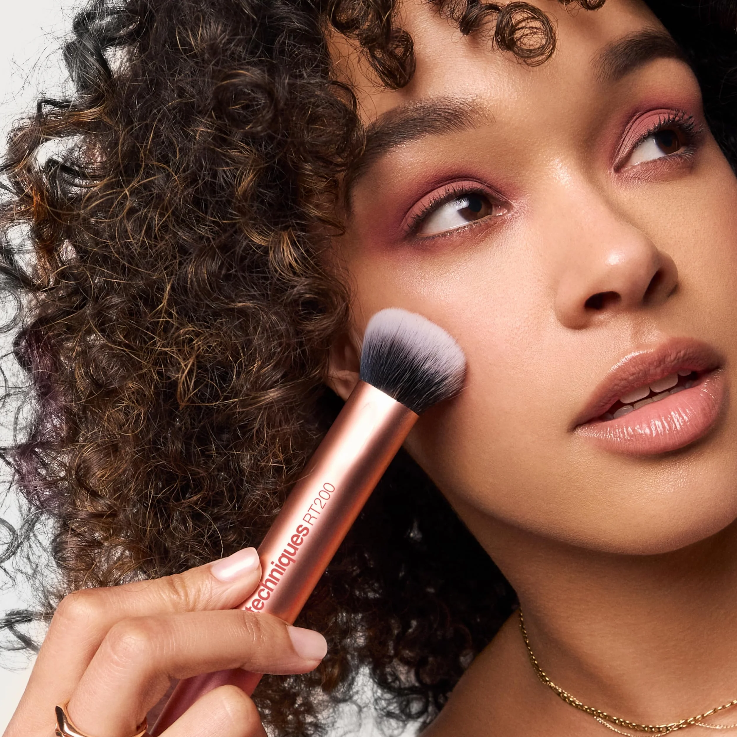 Real Techniques Kit Everyday Essentials 6 pièces pinceaux maquillage éponges teint