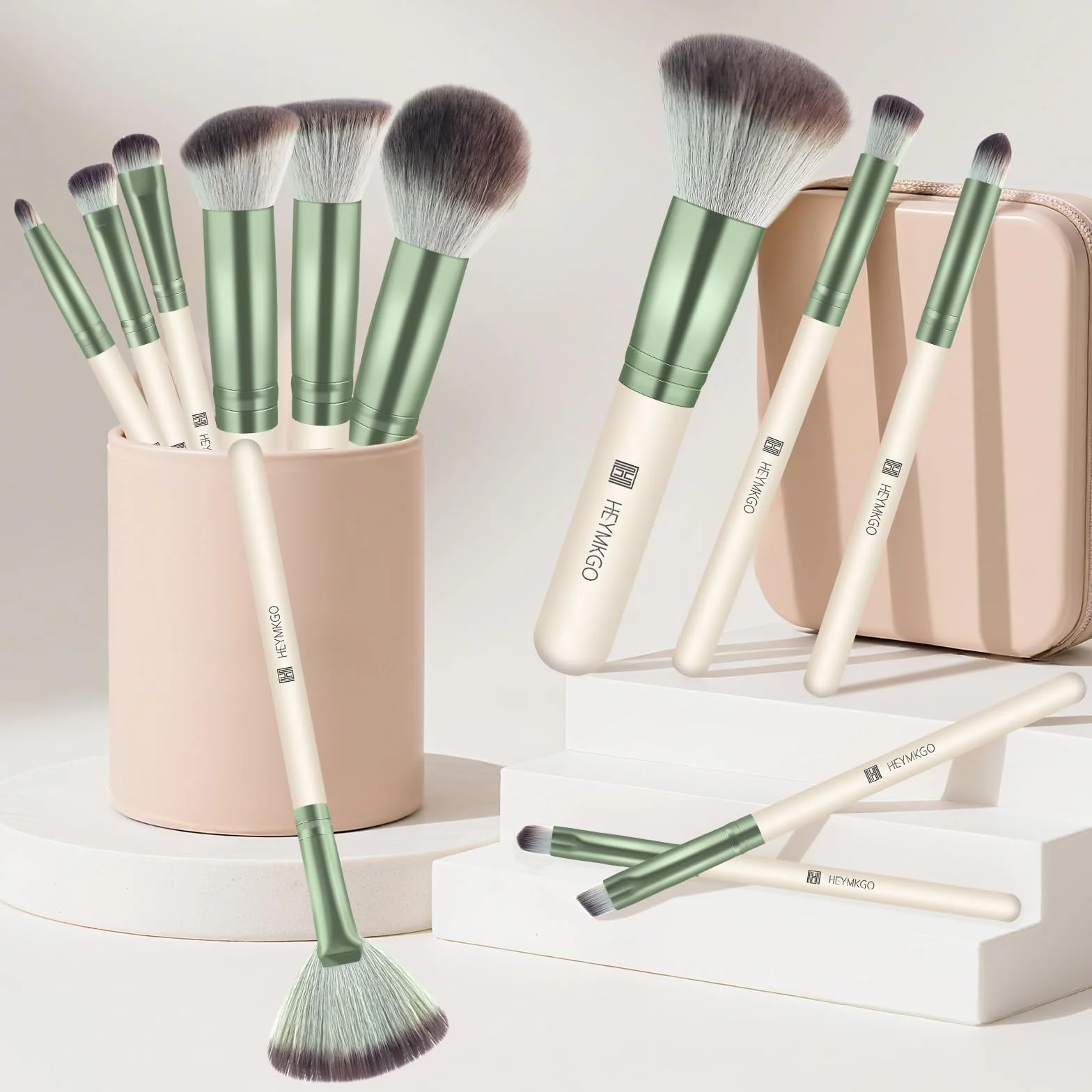 HEYMKGO Pinceaux Maquillages 12pcs Kit Synthetic Bristles Foundation Powder Concealers Blush Blending Lip Eyeshadow Eyebrow Highlighter