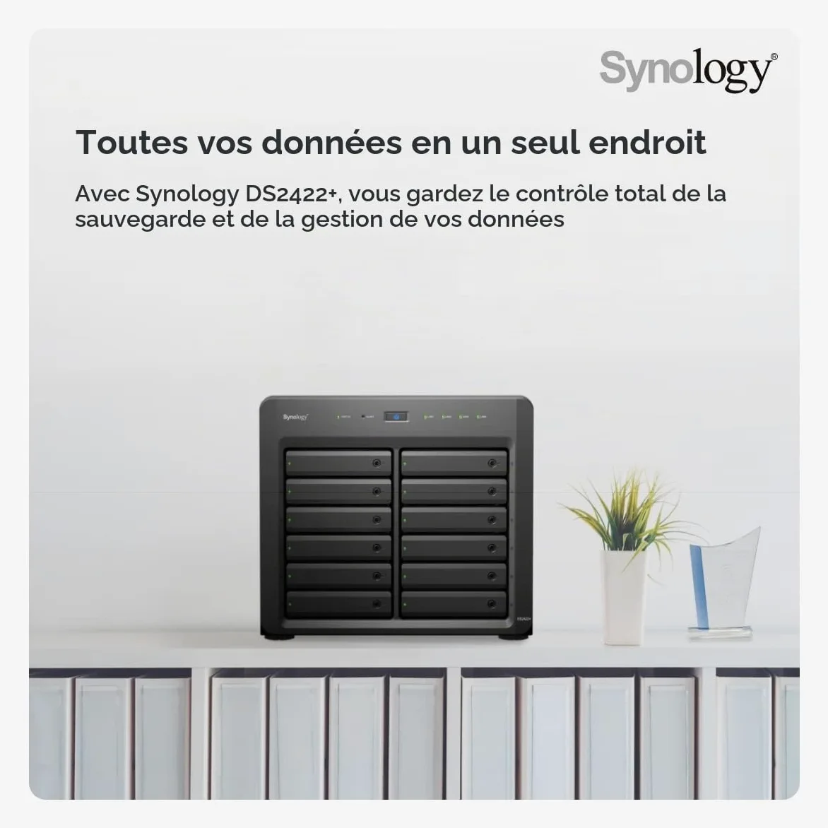 Synology DS2422+ Boitier NAS pour 12 DD 3.5/2.5p 2.2GHz QuadCore 4Go 4LAN GbE USB3