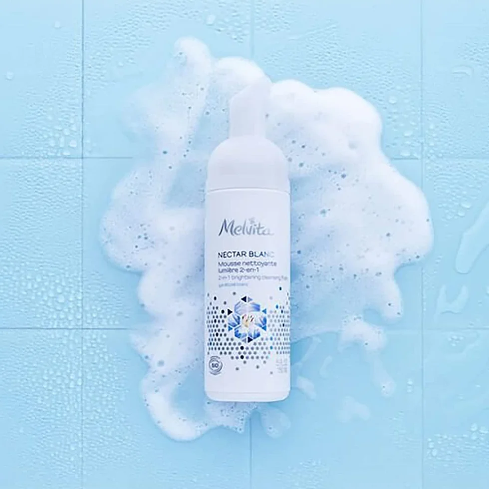 Melvita Mousse Démaquillante Éclat Nectar de Lumière Nettoyant Exfoliant Lys Blanc Étoilé 150 ml
