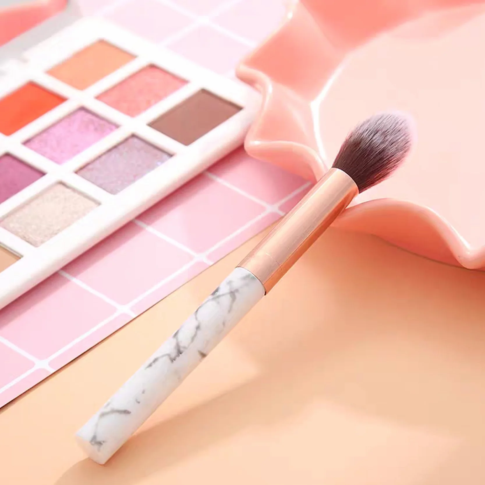 Pinceaux Maquillages 10 PCS Set Professionnels Fond de Teint Poudre Fard à Paupières Contour