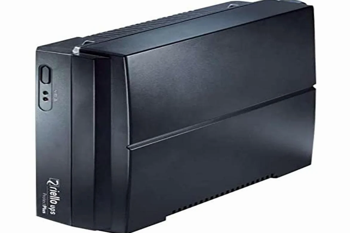 Riello – UPS Protect Plus PRP 650 – Onduleur – CA 220 – 240 V – 360 Watts – 650 VA – Connecteurs de Sortie : 2 – Noir
