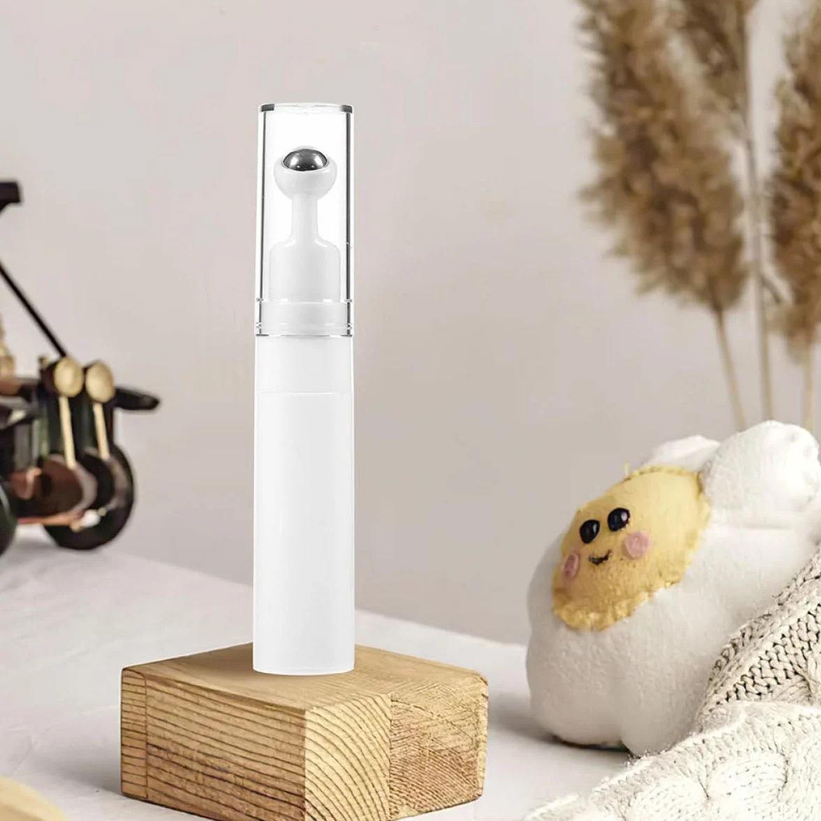 Flacon Roll-On Vide à Bille pour Sérums Contour des Yeux, Applicateur Rechargeable 15 Ml