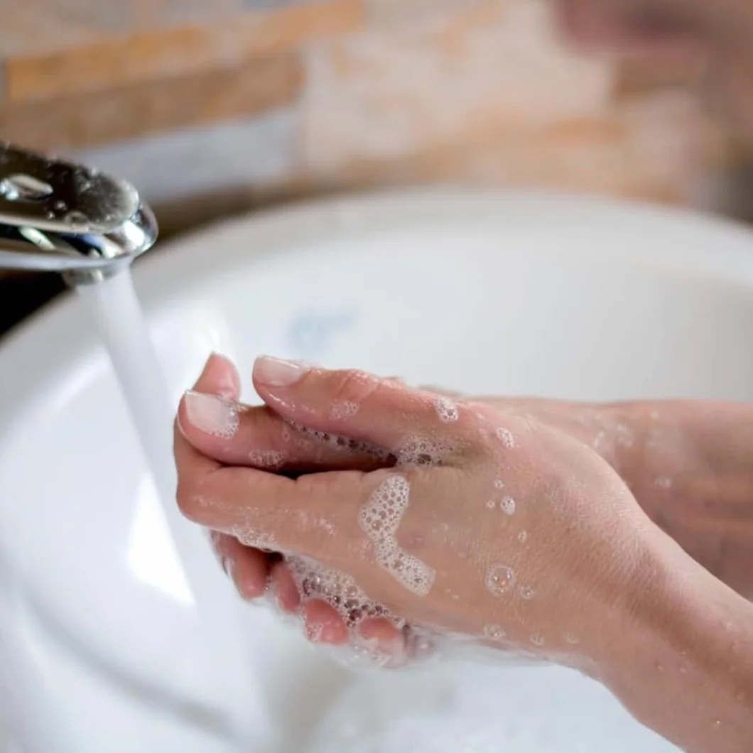 Manicare Brosse à ongles en plastique hygiénique poils solides fermes nettoyer saleté graisse sous ongles mains pieds