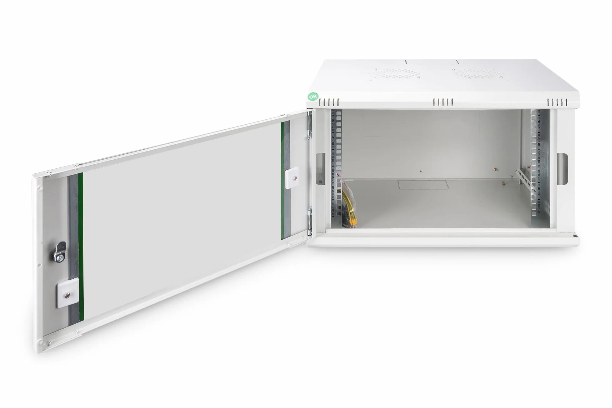 DIGITUS Set: Armoire réseau 19" 7U + Ventilateur de Toit + Bloc multiprise 7 Ports // Rack 19 Pouces - Montage Mural - 450mm de Profondeur - Charge 60kg - Profondeur utile 335-380 mm - Gris