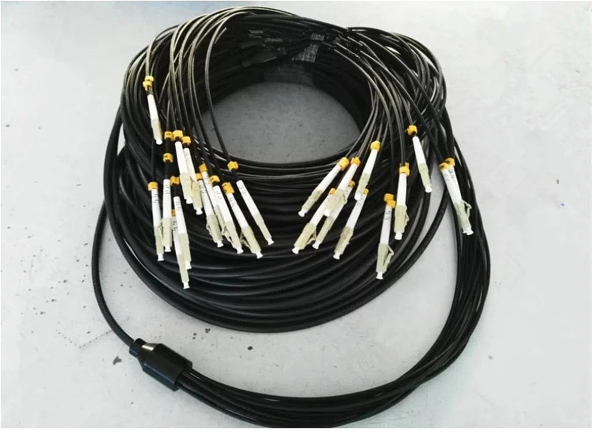 Câble optique Pansad Multimode 2/4/6/8/12 conducteurs LC, SC, FC, ST,UPC, jumper à fibre optique flexible, 10 m, 20 m, 30 m, 40 m (2 cœurs LC -LC 10 m)
