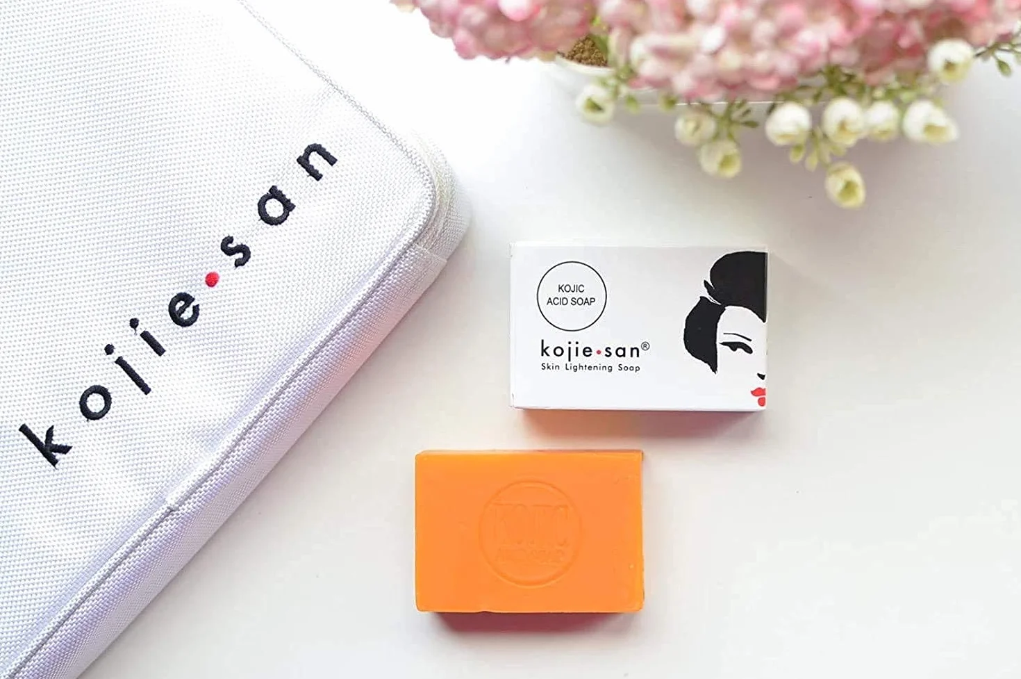Kojie San Skin Lightening Kojic Acid Soap Bars 100g (Lot De 3) - Fades Age Spots, Freckles, Sun Damage, Acne Blemishes, Scars