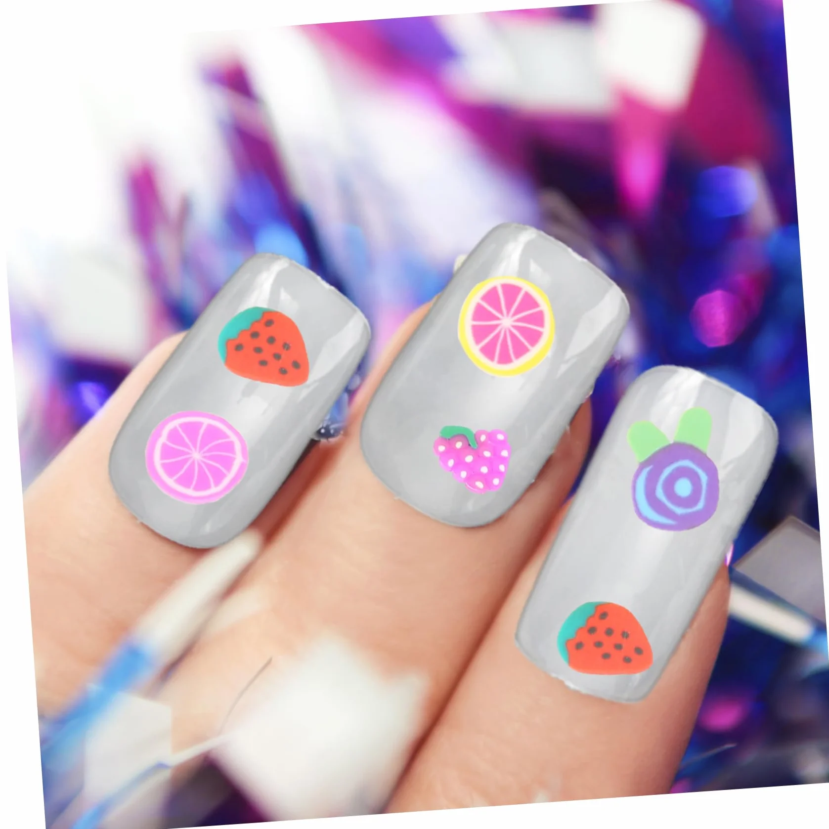 FRCOLOR 8000 pièces Perles Polymère Fruits Gâteaux Accessoires Nail Art Décoration
