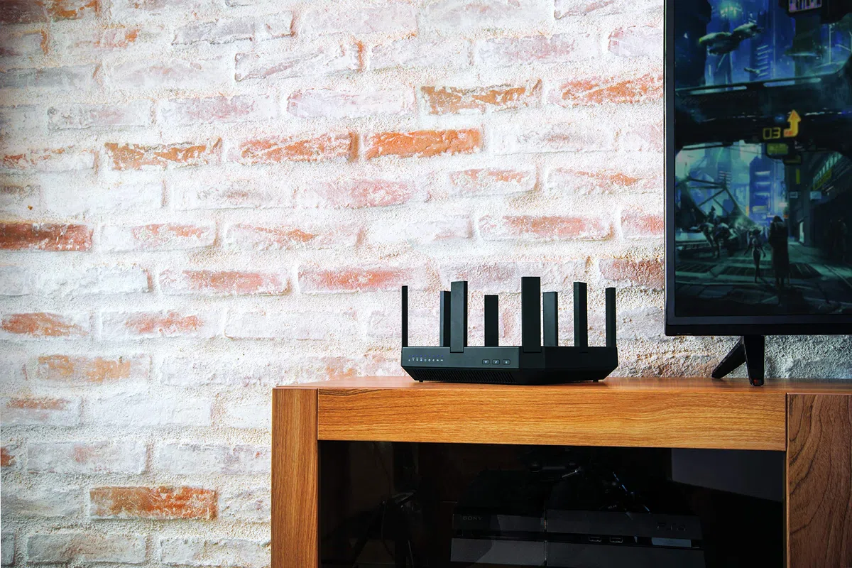 TP-Link Routeur 5400 Mbps Wi-FI Gigabit Tri-Bande: 1000 Mbps en 2.4 GHz, 2X 2167 Mbps en 5 GHz, 5 Ports Ethernet Gigabit, 1 Port USB 3.0 + 1 Port USB 2.0 (Archer C5400)