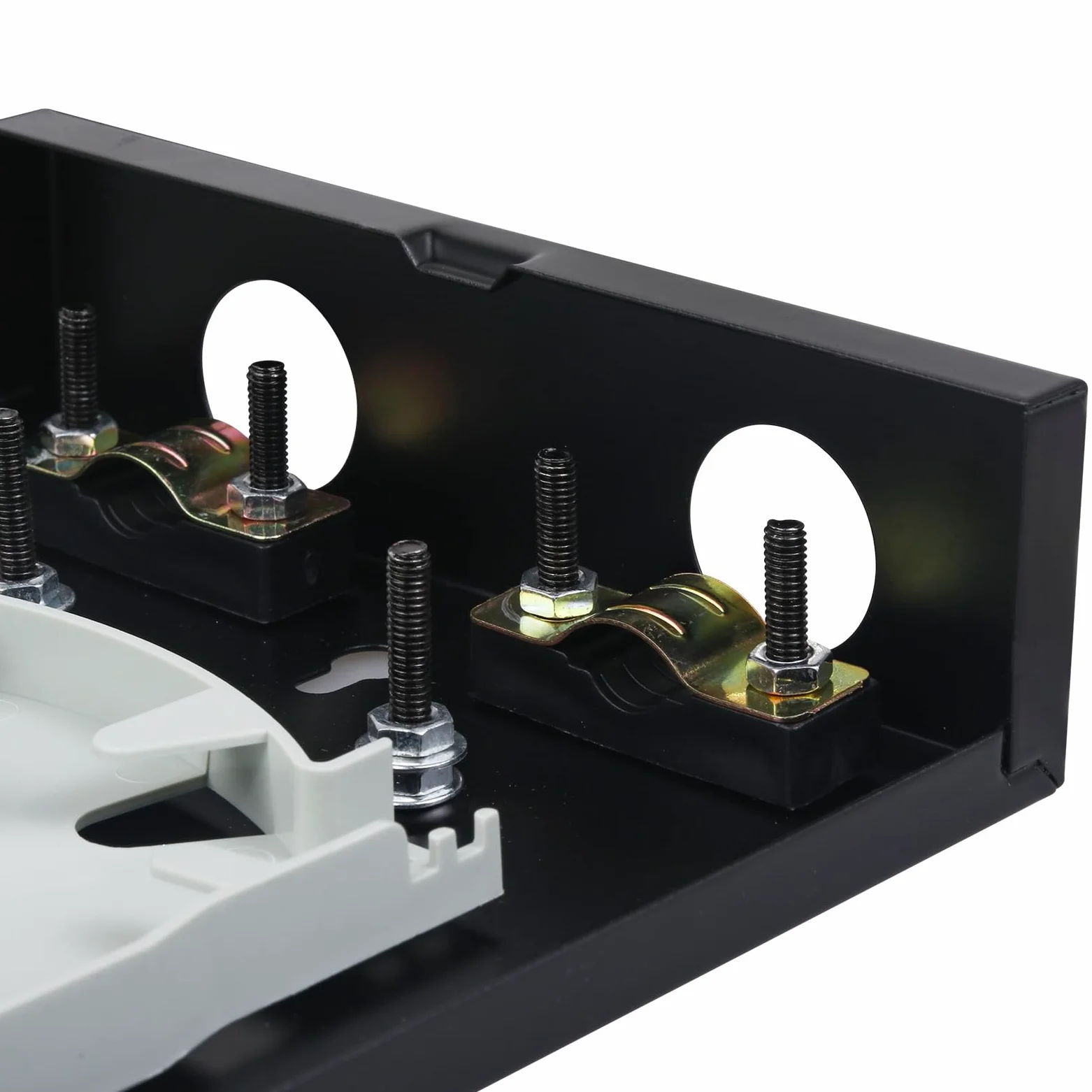 LC-MM LC-OM3 Boîtier mural en fibre optique duplex 12 ports avec bobine multimode LC-OM3 (comprend 1,2 m Pigtail et 6 coupleurs)