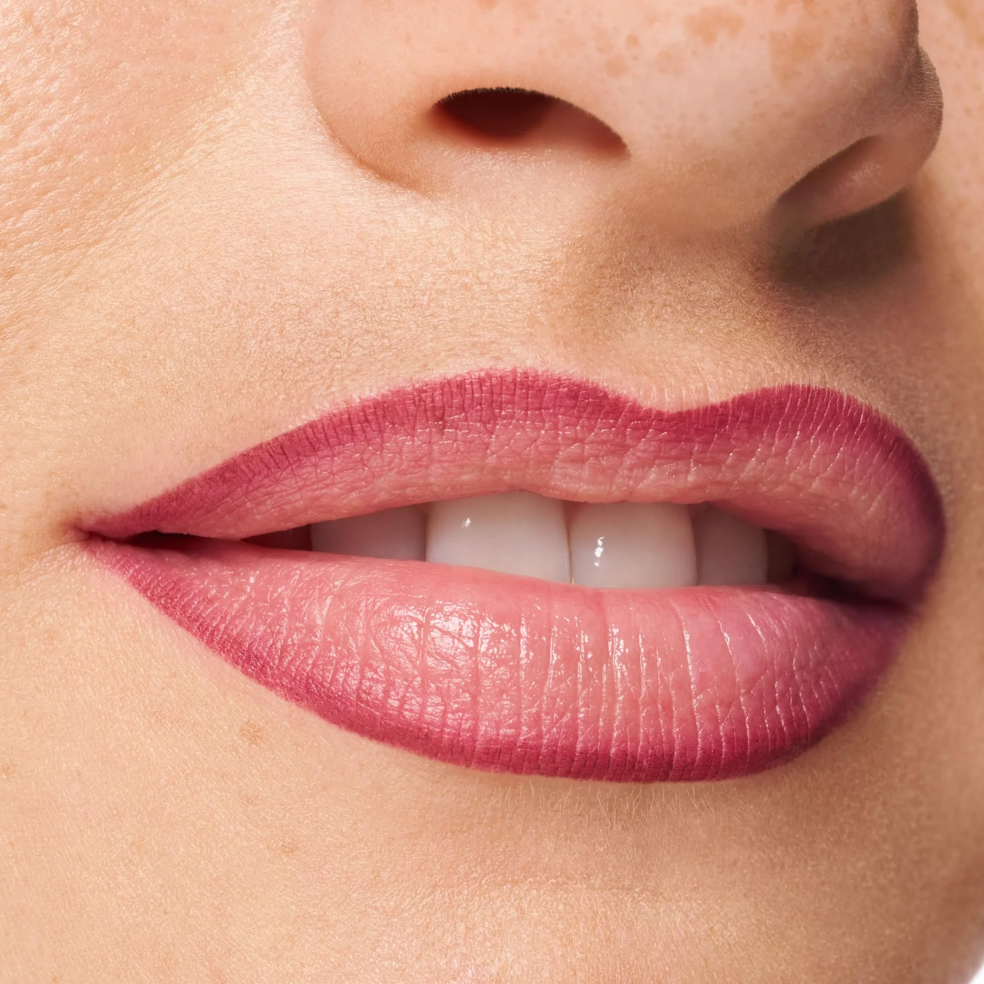 essence 8h MATTE comfort lipliner longue durée mat (0.3g)