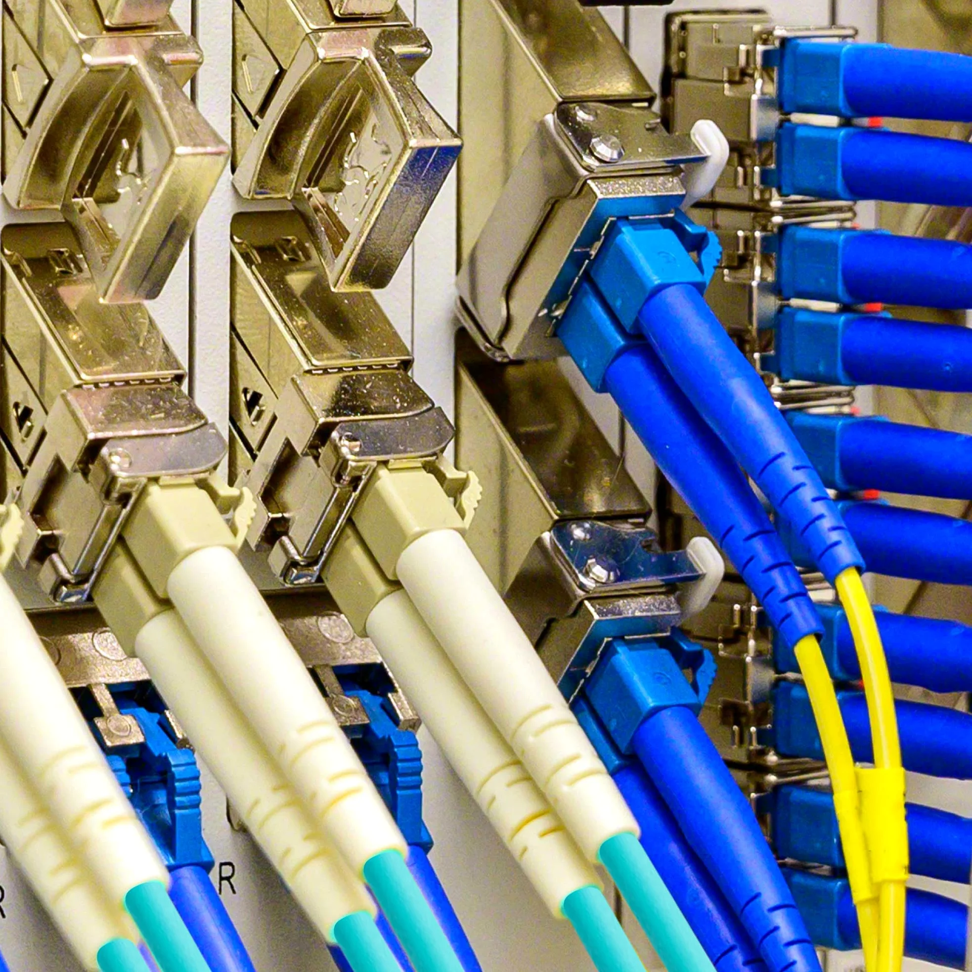 SeKi Câble à fibre optique Duplex LC/UPC vers LC/UPC mâle 30 m 50/125 μm OM3 Câble patch fibre optique LSZH, turquoise, multimode