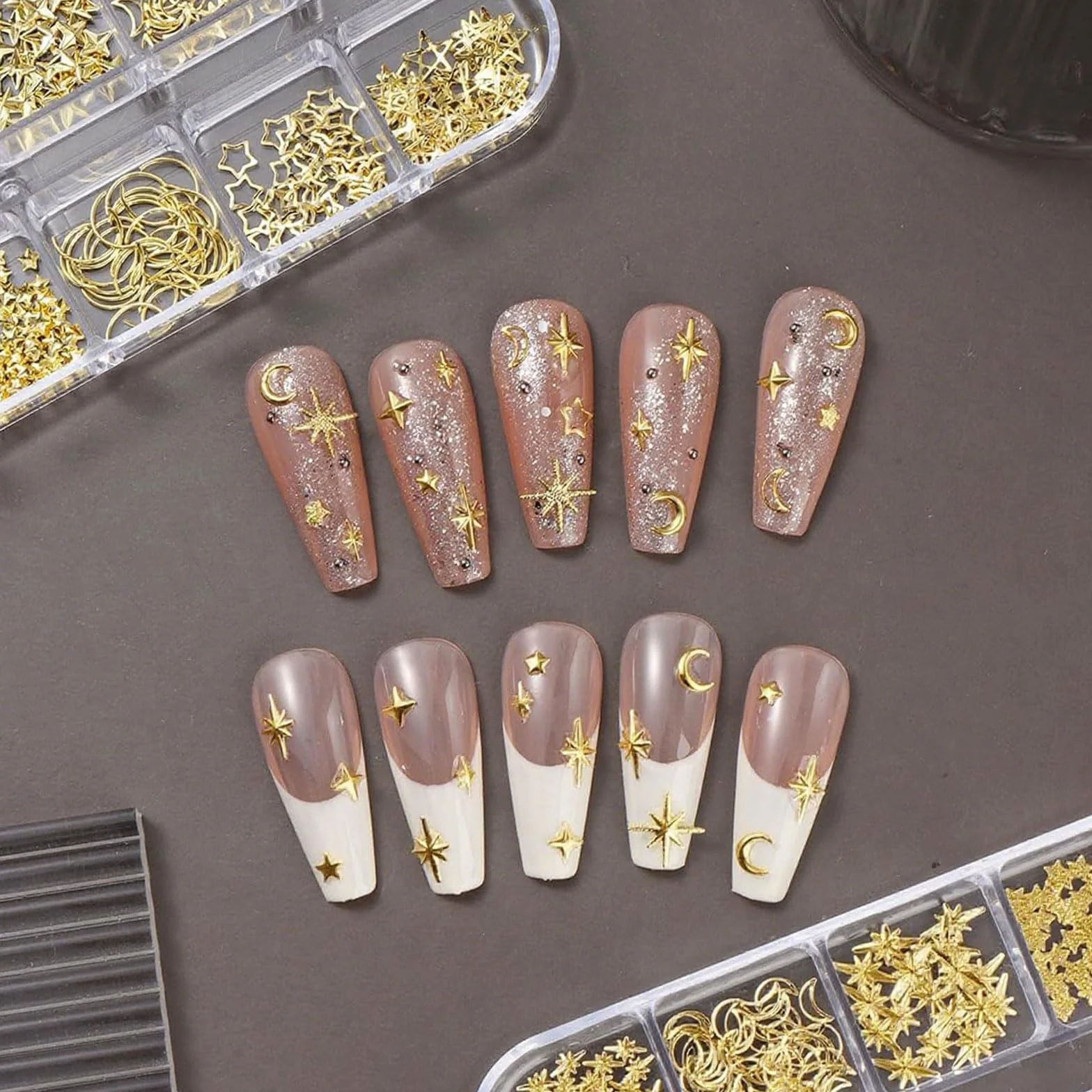 LunarCharm Goldene Nagelanhänger, clous 3D en alliage, bijoux nail art, accessoires décoration
