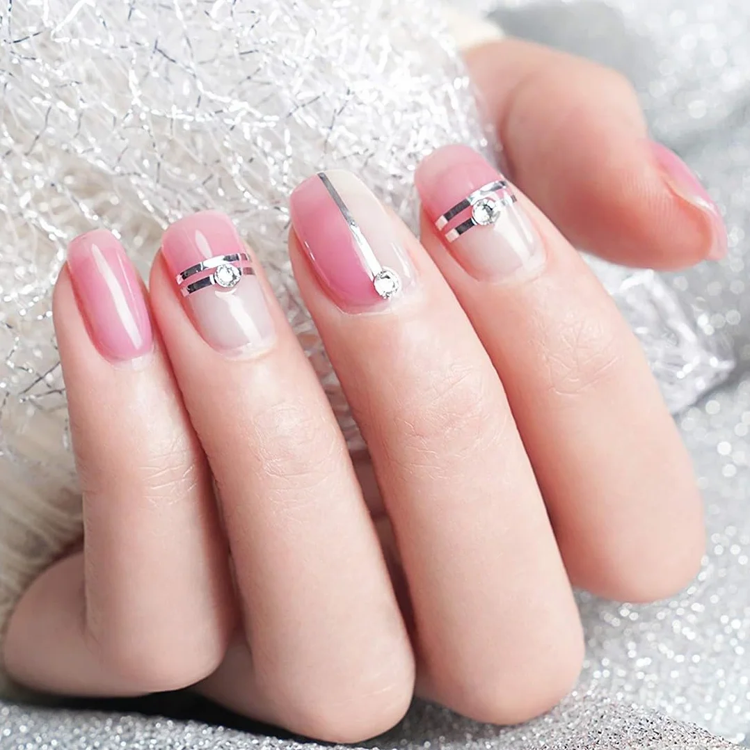 30 Couleurs Nail Art Stripes Sticker Autocollant Fil Striping Tape Bande Manucure Rouleau à Ongles Ruban DIY