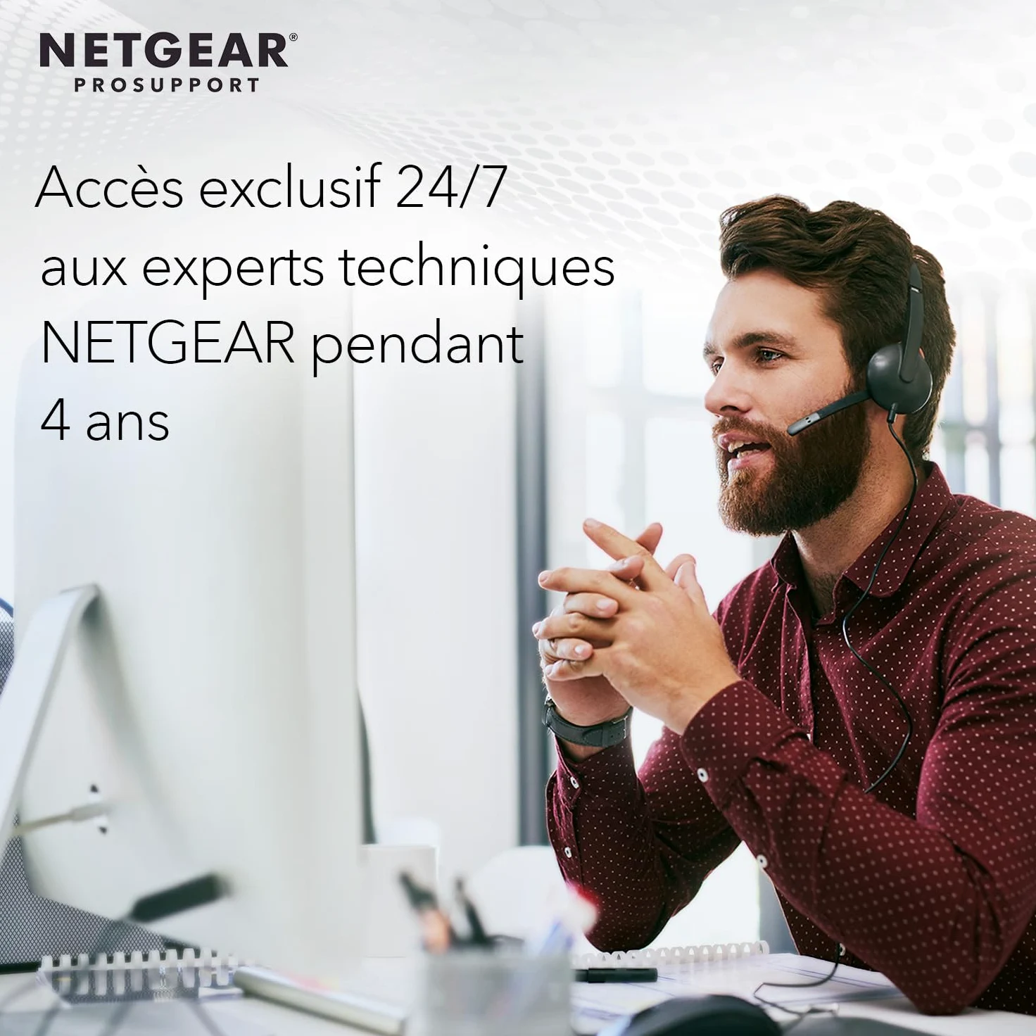 NETGEAR Points d'accès WiFi 6 PoE+ (WAX628) - WiFi 6 Tri Bandes AX5400, Borne WiFi 6, Port Ethernet 2,5 G, 802.11ax, MU-MIMO, Gestion à Distance Via Insight 4 ans, PoE+ Adaptateur Secteur en Option