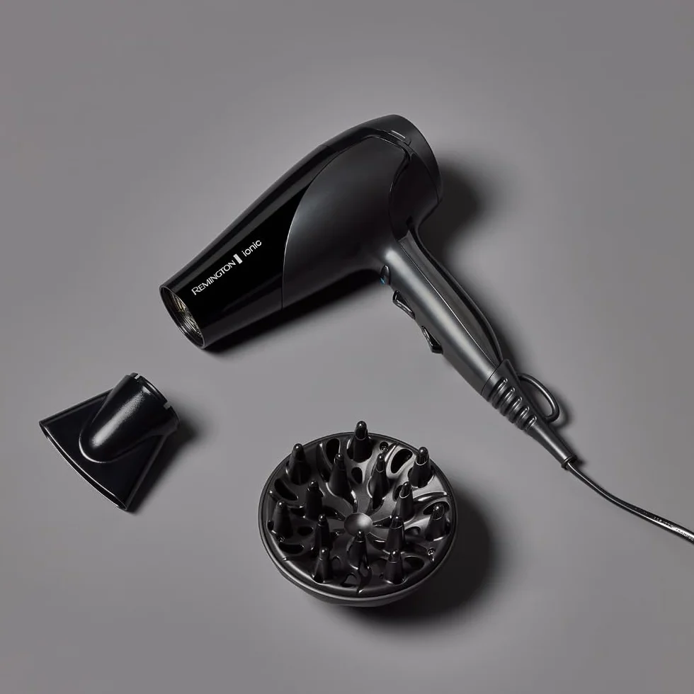 Remington Sèche-cheveux Ionique 2200W Noir D3198, 3 températures 2 vitesses, concentrateur diffuseur