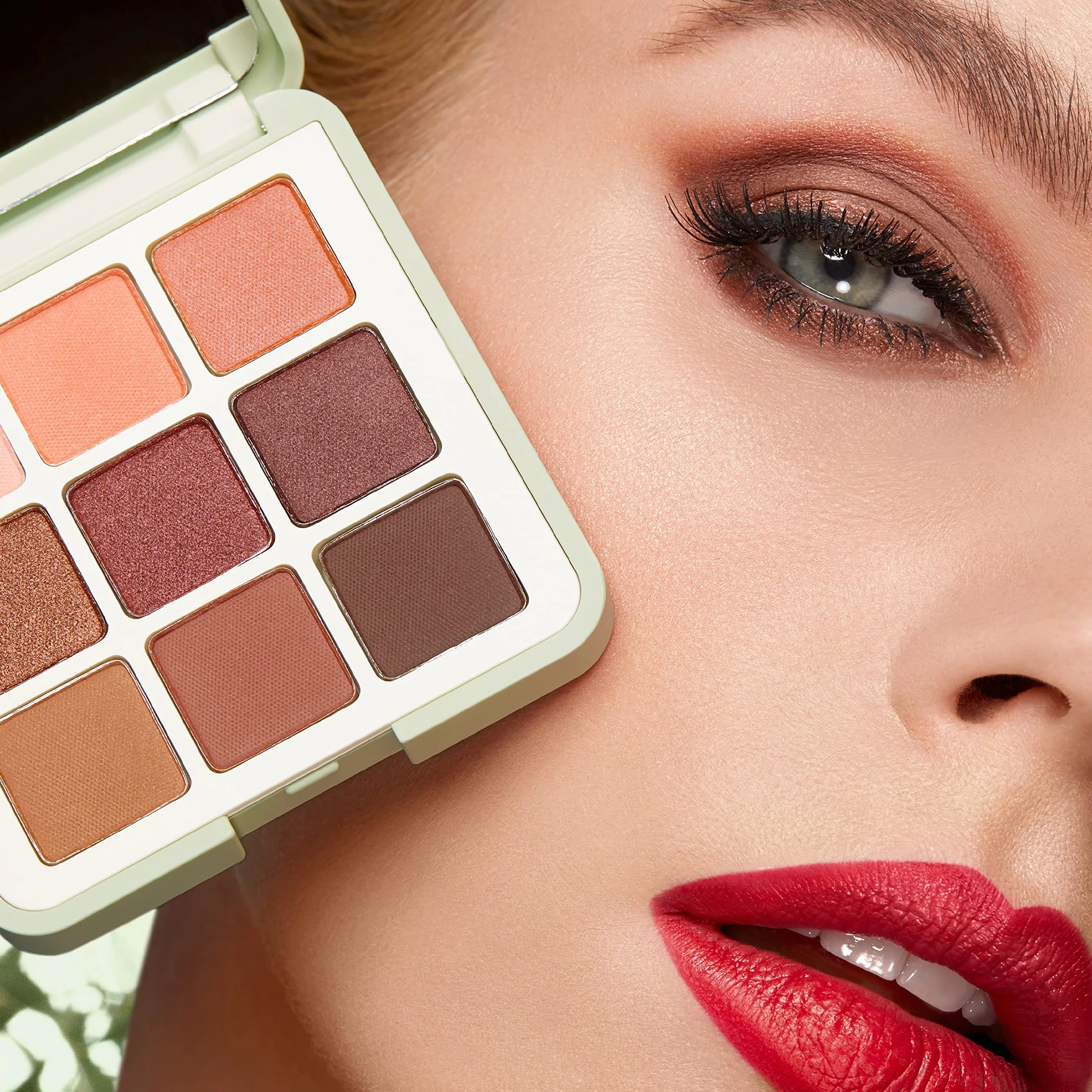 KIKO Milano Green Me Eyeshadow Palette 102, 9 Ombres à Paupières Mat, Nacré, Métallisé