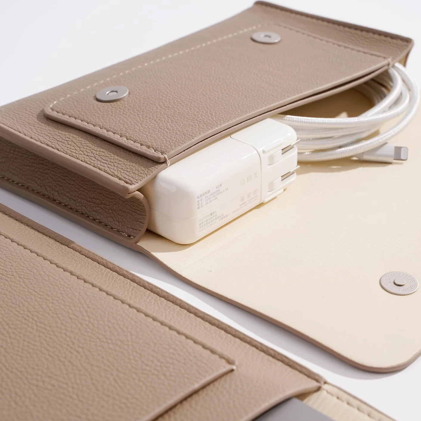 Housse rembourrée en cuir synthétique pour ordinateur portable