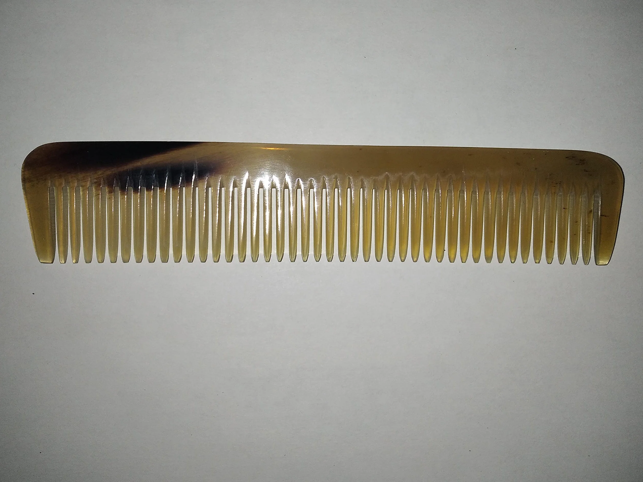 Peigne en Corne Naturelle Démêloir à Grandes Dents 17 cm