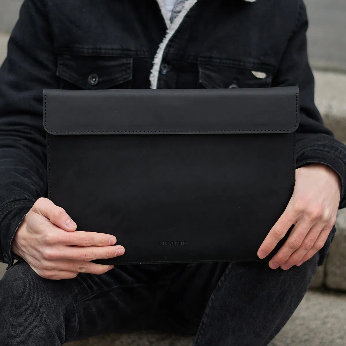 Neo Housse en cuir noir pour ordinateur portable 13" fabriquée pour MacBook Air 13" – Étuis de protection compatibles avec MacBook 13" NEO, noir