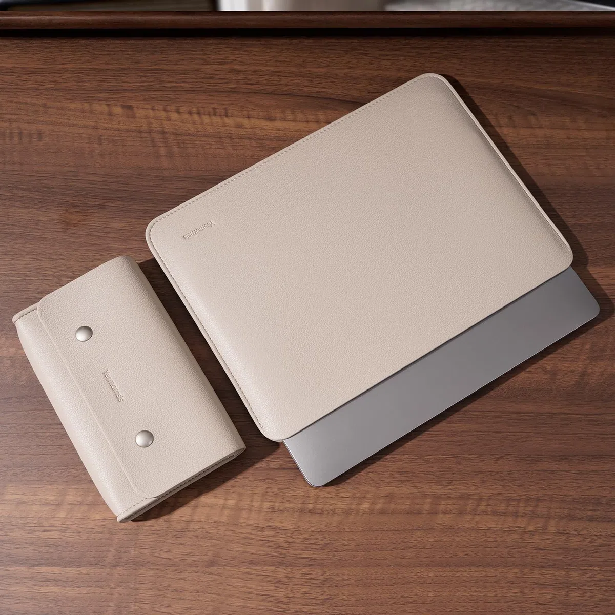 Housse rembourrée en cuir synthétique pour ordinateur portable