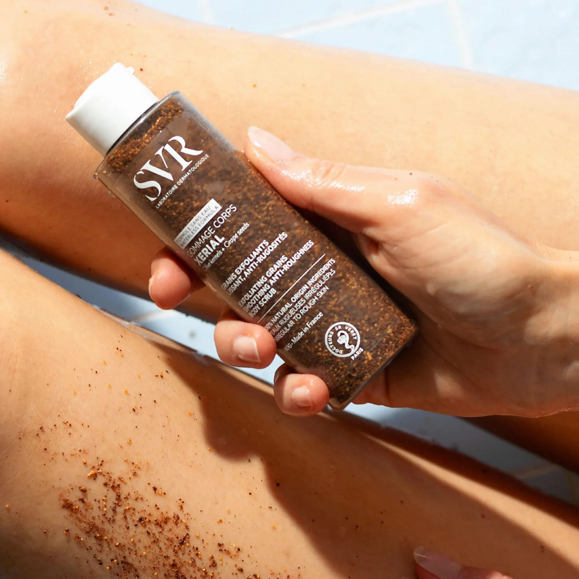 SVR Xérial Gommage Corps Exfoliant lissant anti-rugosités 100 g