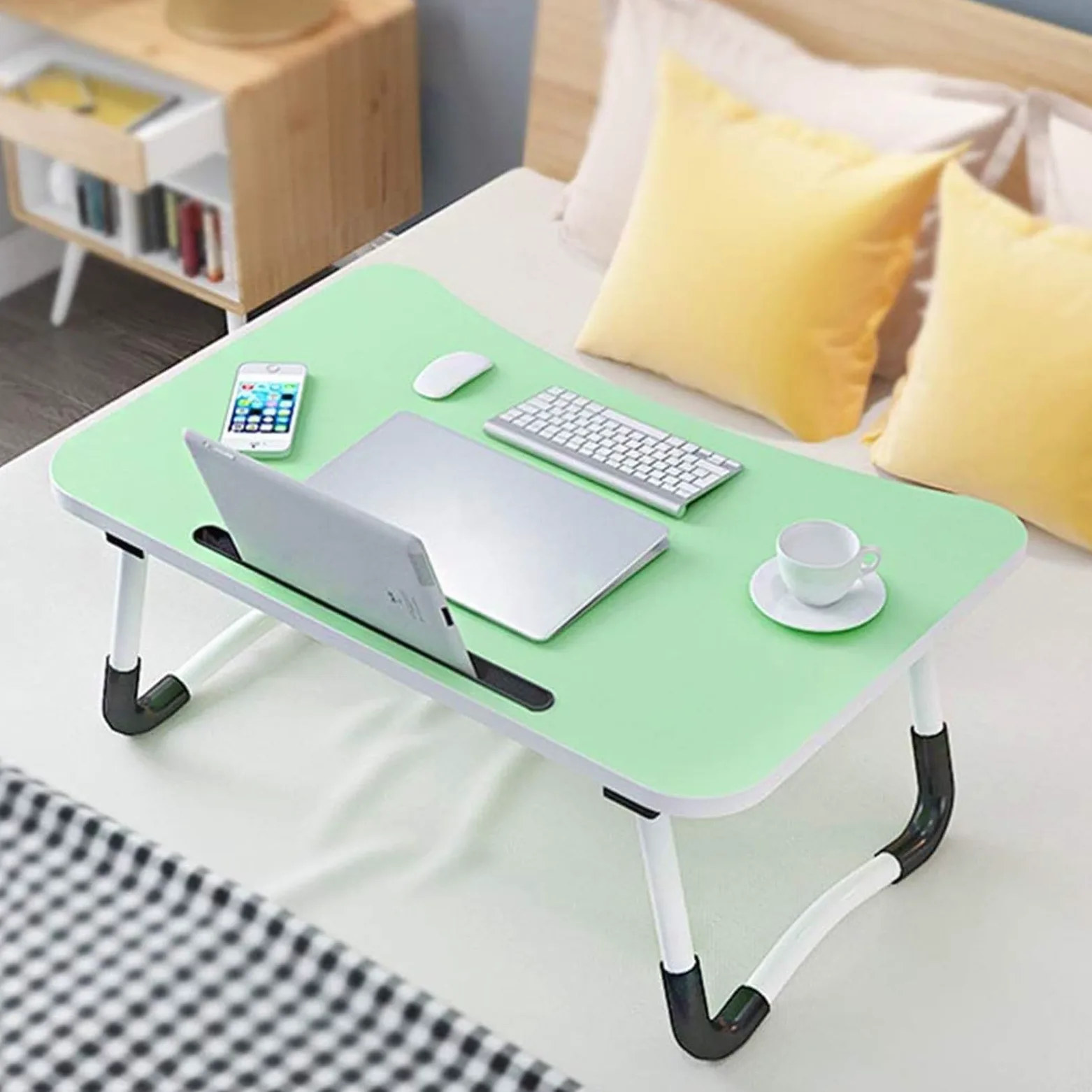 Plateau de lit portable pliable pour ordinateur portable – Bureau réglable avec porte-gobelet pour canapé et lit – Noyer léger H Idéal pour la maison et le bureau