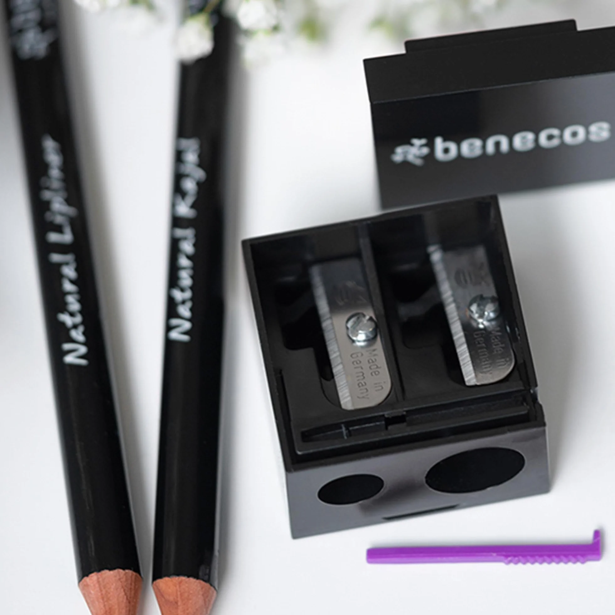 Benecos Taille-Crayon Double pour Crayons Cosmétiques avec Spatule de Nettoyage