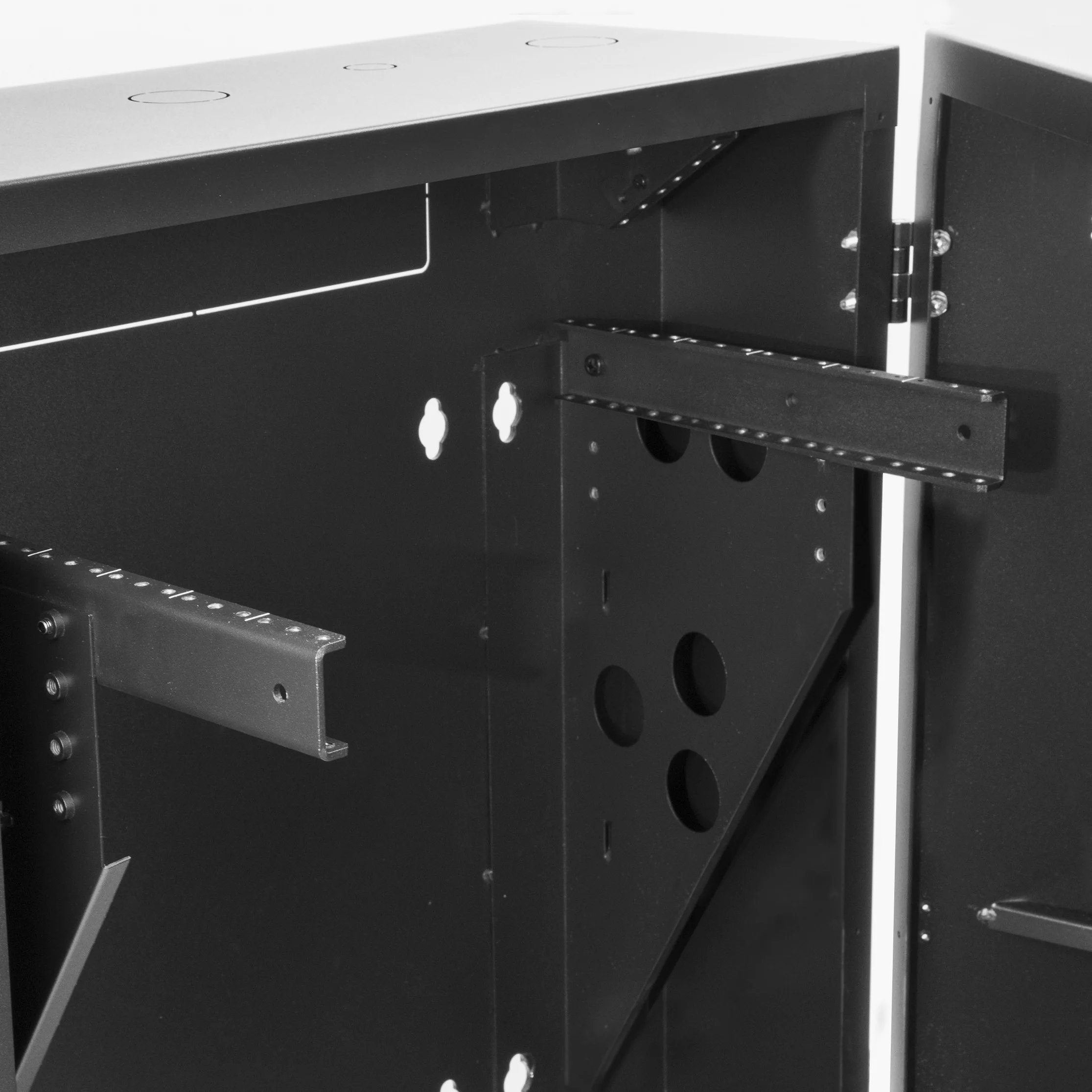 StarTech Armoire Reseau Murale 6U, 19", 76,2cm de Profondeur (RK630WALVS) | Rack vertical, Baie de brassage, Salle de serveurs, Verrouillable, Ventilation