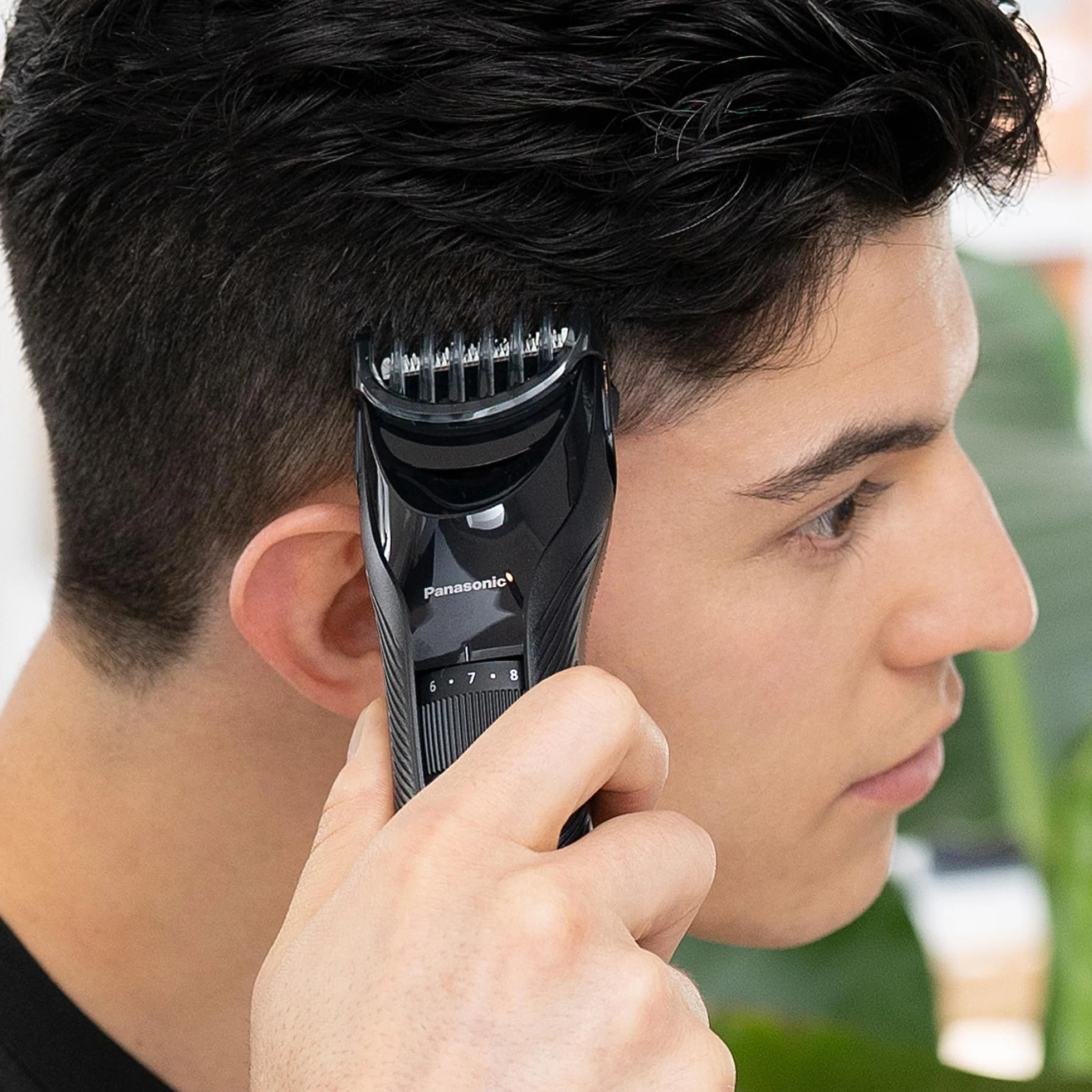 Panasonic ER-GC53-K503 Tondeuse à Cheveux Hommes Sans Fil Étanche 19 Réglages Longueur Noir