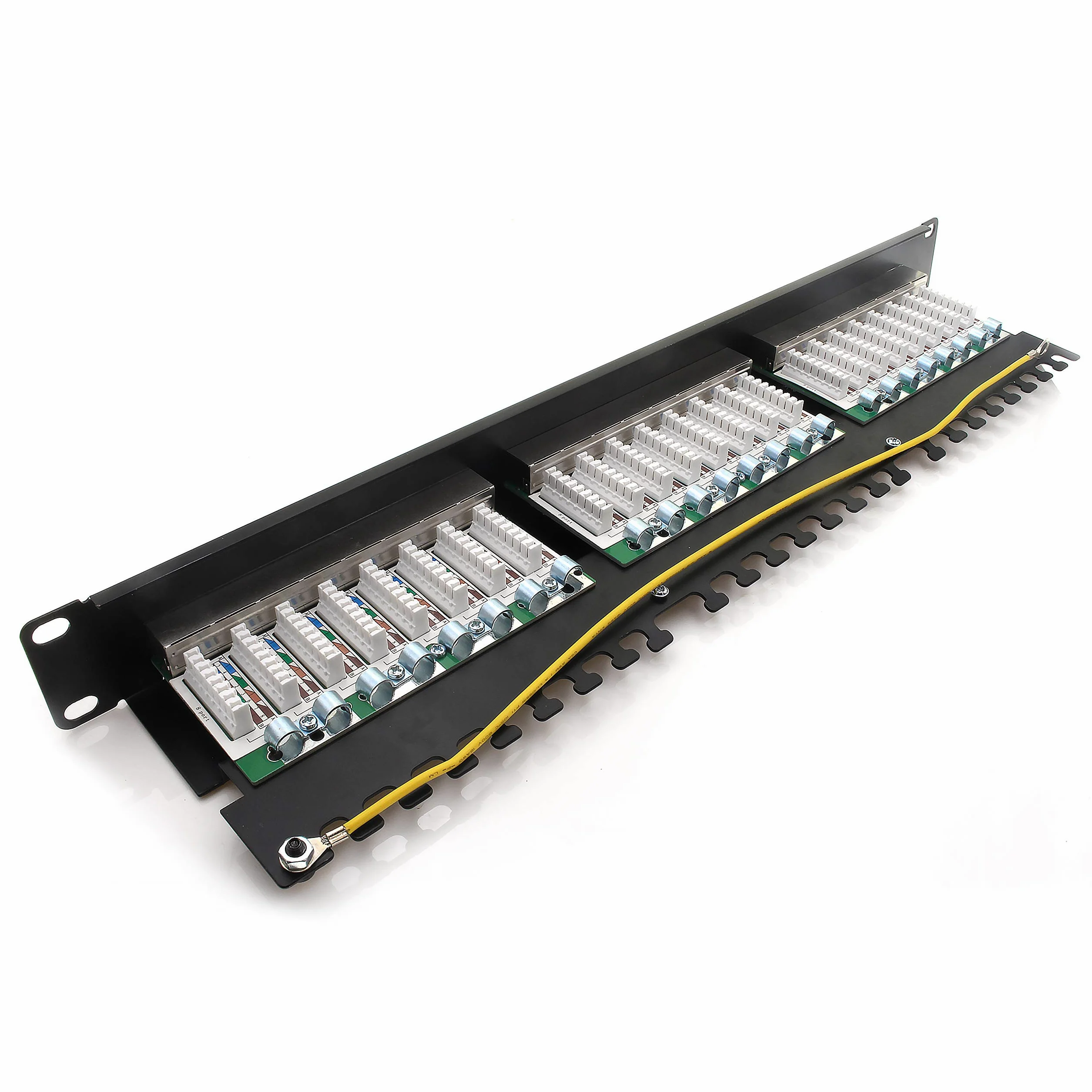 1aTTack.de 367457 Panneau de brassage CAT6 24 ports noir panneau de distribution LSA+ technologie de connexion distribution réseau - RJ45 - TIA 568 A/B - noir