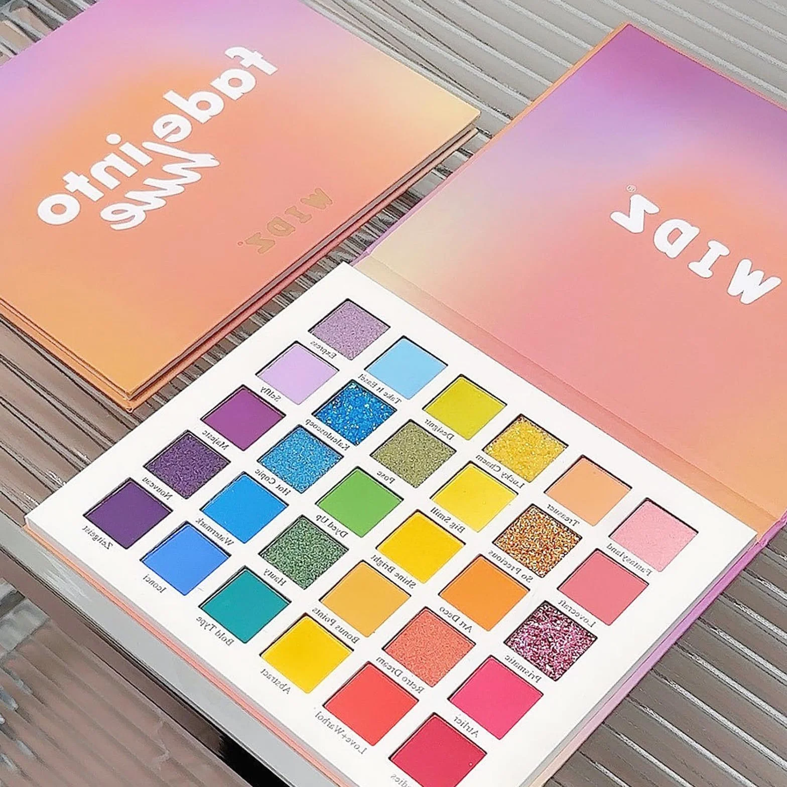 Palette de Fards à Paupières 30 Couleurs Vives Mat et Paillettes Pigmentées Maquillage Yeux