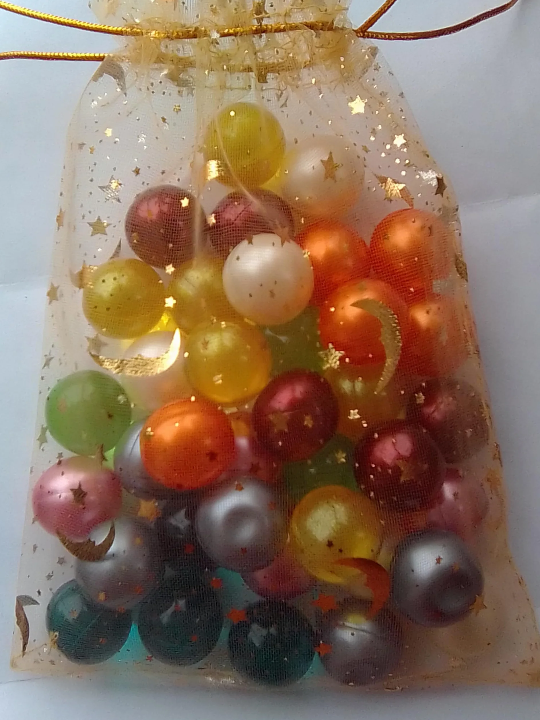 Perles de Bain Rondes 50 Pièces Parfums et Couleurs Mélangées
