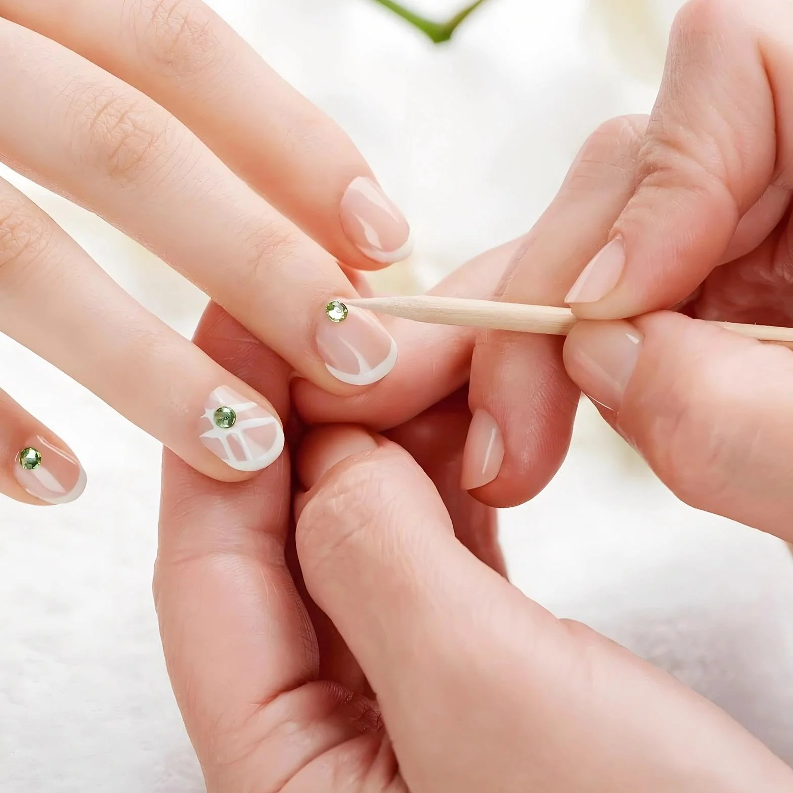 Bâtonnets Cuticules en Bois D'oranger 200 Pcs avec Lime à Ongle pour Manucure