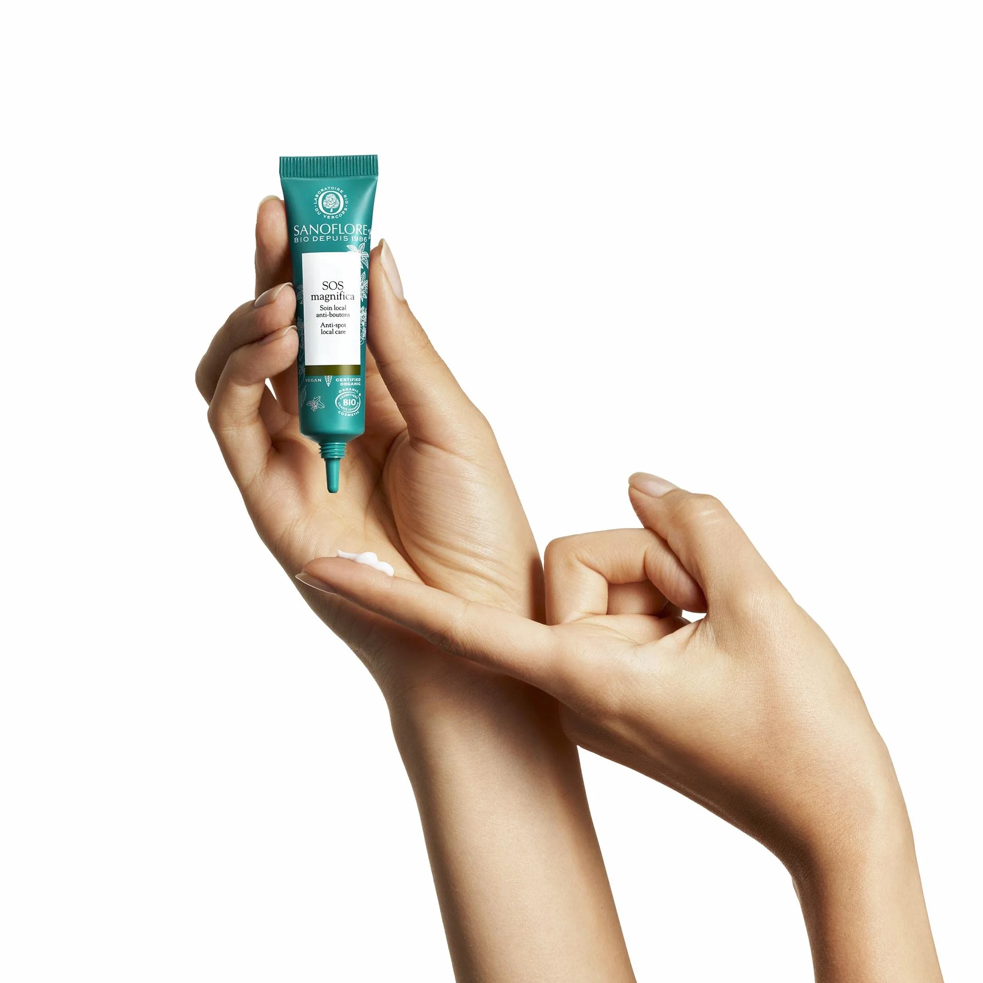 Sanoflore SOS Magnifica Soin Local Anti-Boutons Certifié Bio Menthe Poivrée 15 ml